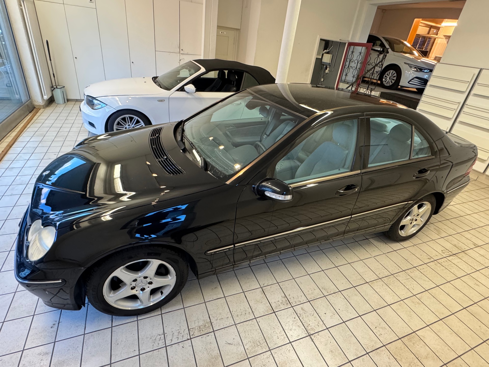 MERCEDES-BENZ C 200 Kompressor Avantgarde-image-4