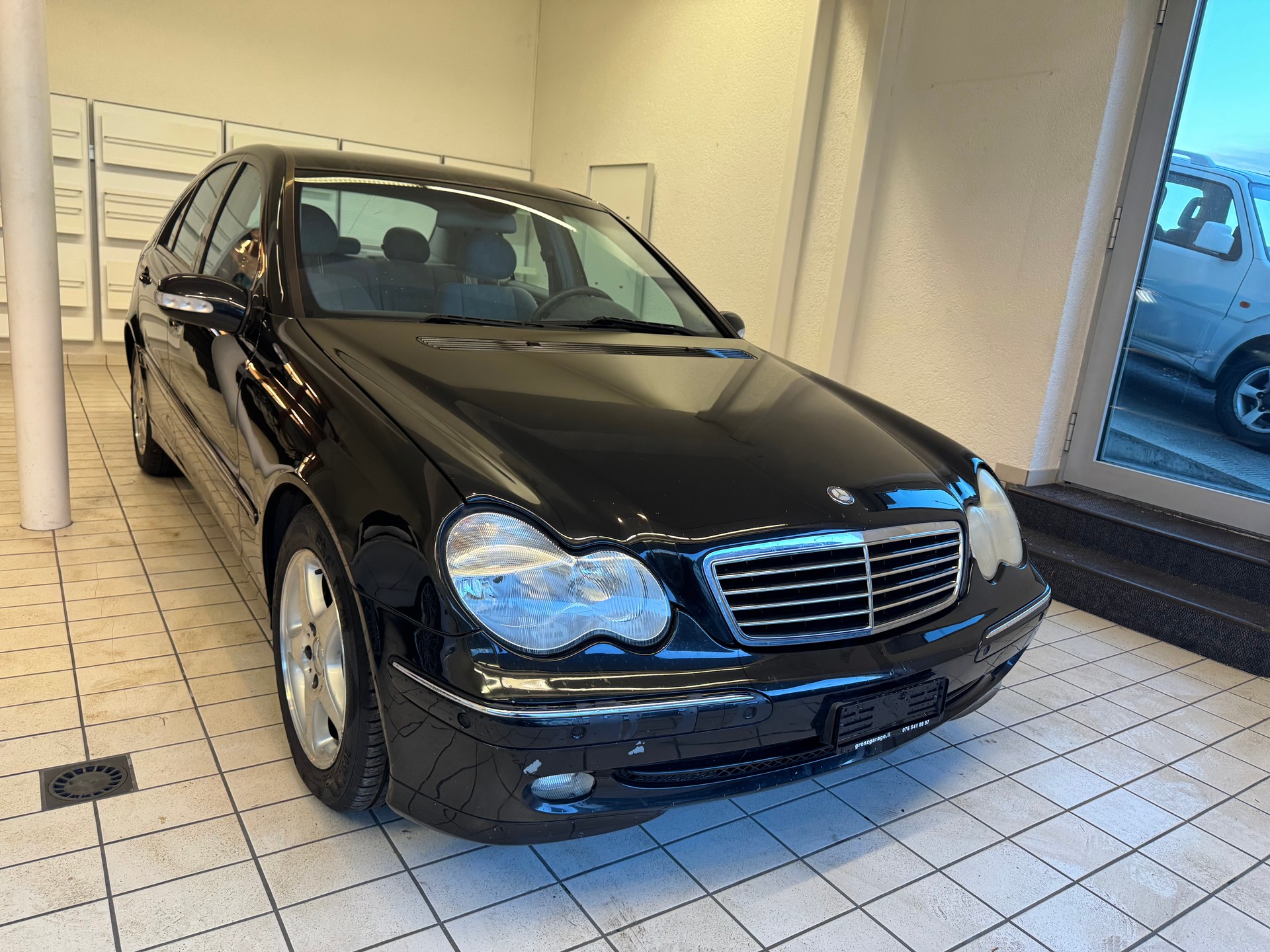 MERCEDES-BENZ C 200 Kompressor Avantgarde-image-1