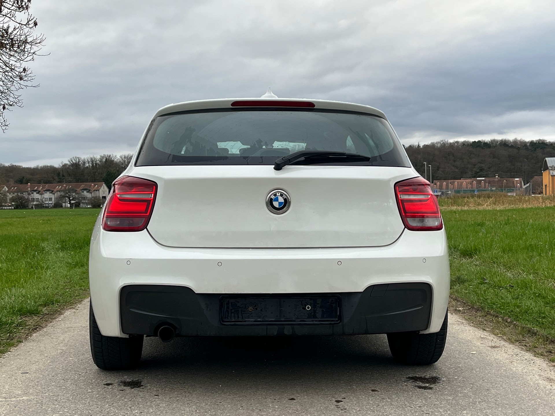 BMW 118i Steptronic M Sport-image-10