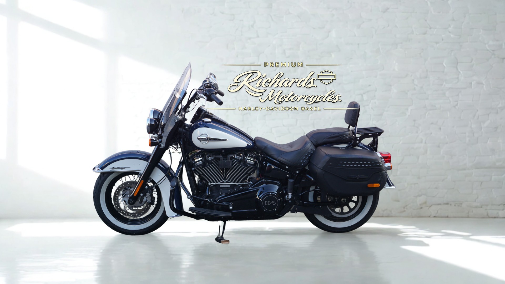 HARLEY-DAVIDSON FLHCS Heritage Classic 114 ABS-image-3