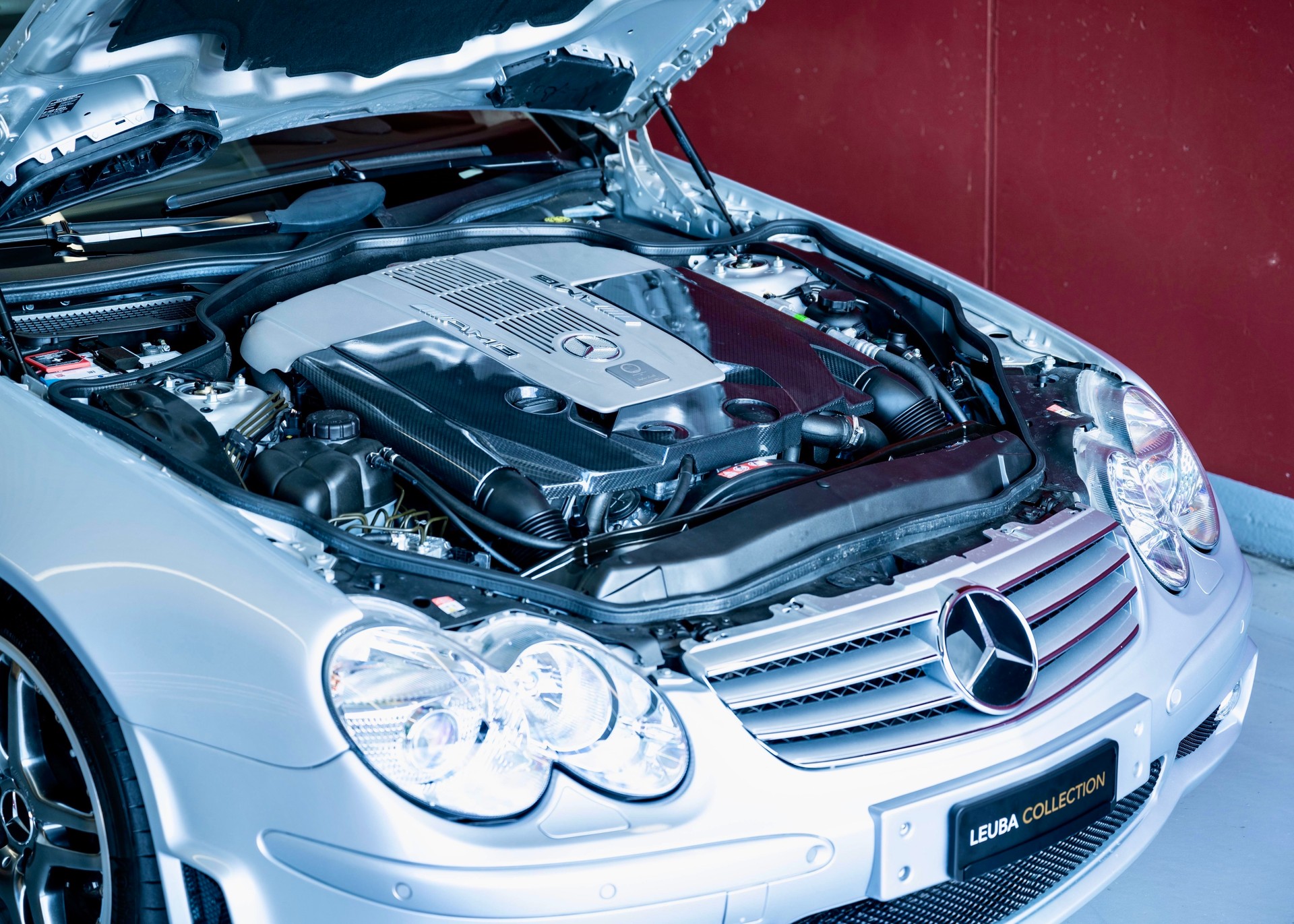 MERCEDES-BENZ SL 65 AMG (Leasing 0.80%, 2nd hand, 100% original, stunning condition, full Mercedes history)-image-14