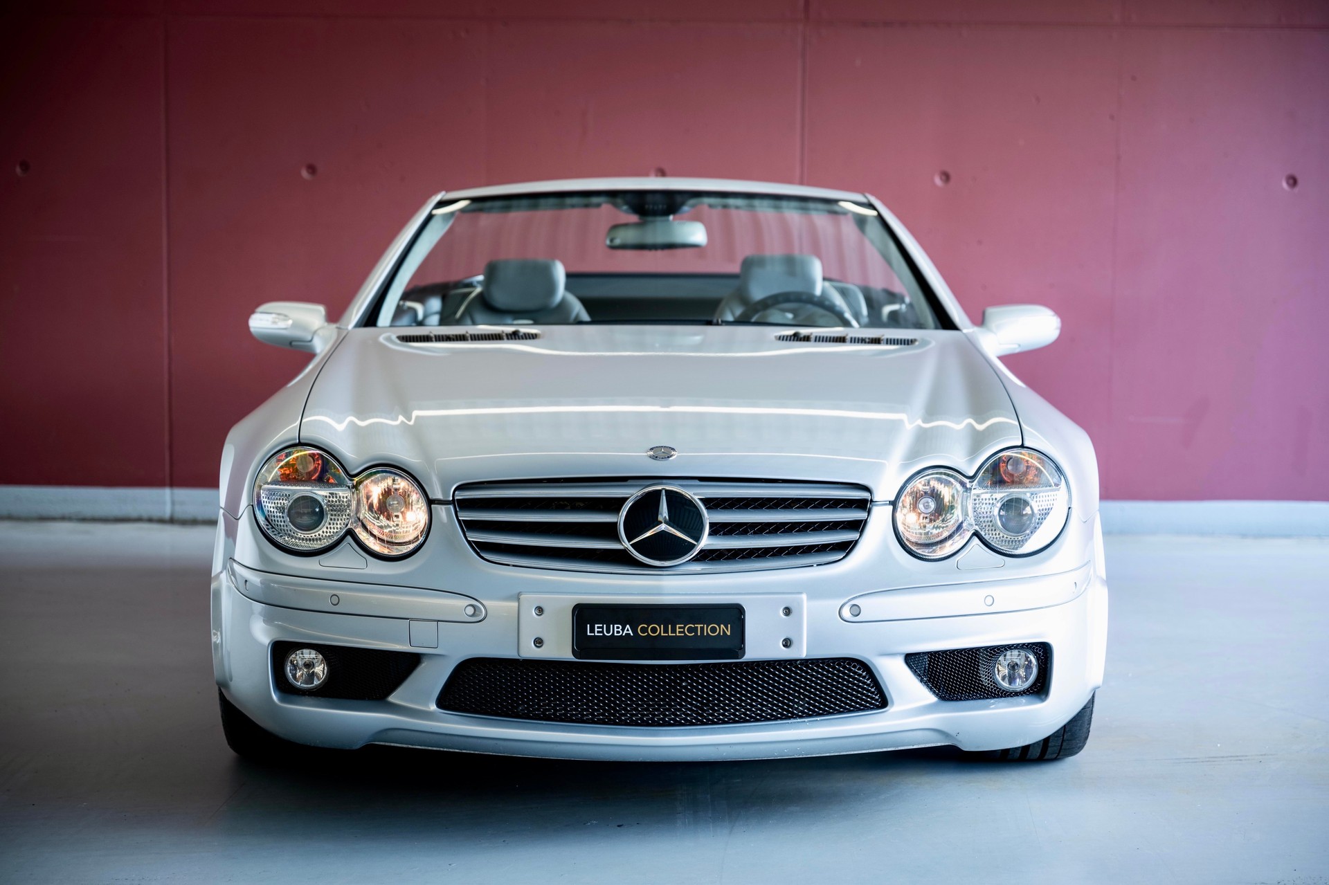 MERCEDES-BENZ SL 65 AMG (Leasing 0.80%, 2nd hand, 100% original, stunning condition, full Mercedes history)-showroom-element-2