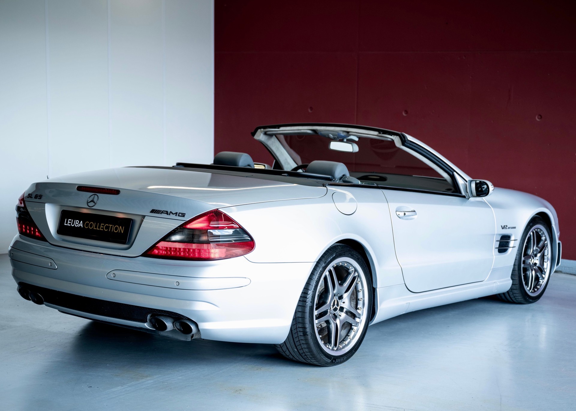 MERCEDES-BENZ SL 65 AMG (Leasing 0.80%, 2nd hand, 100% original, stunning condition, full Mercedes history)-image-5