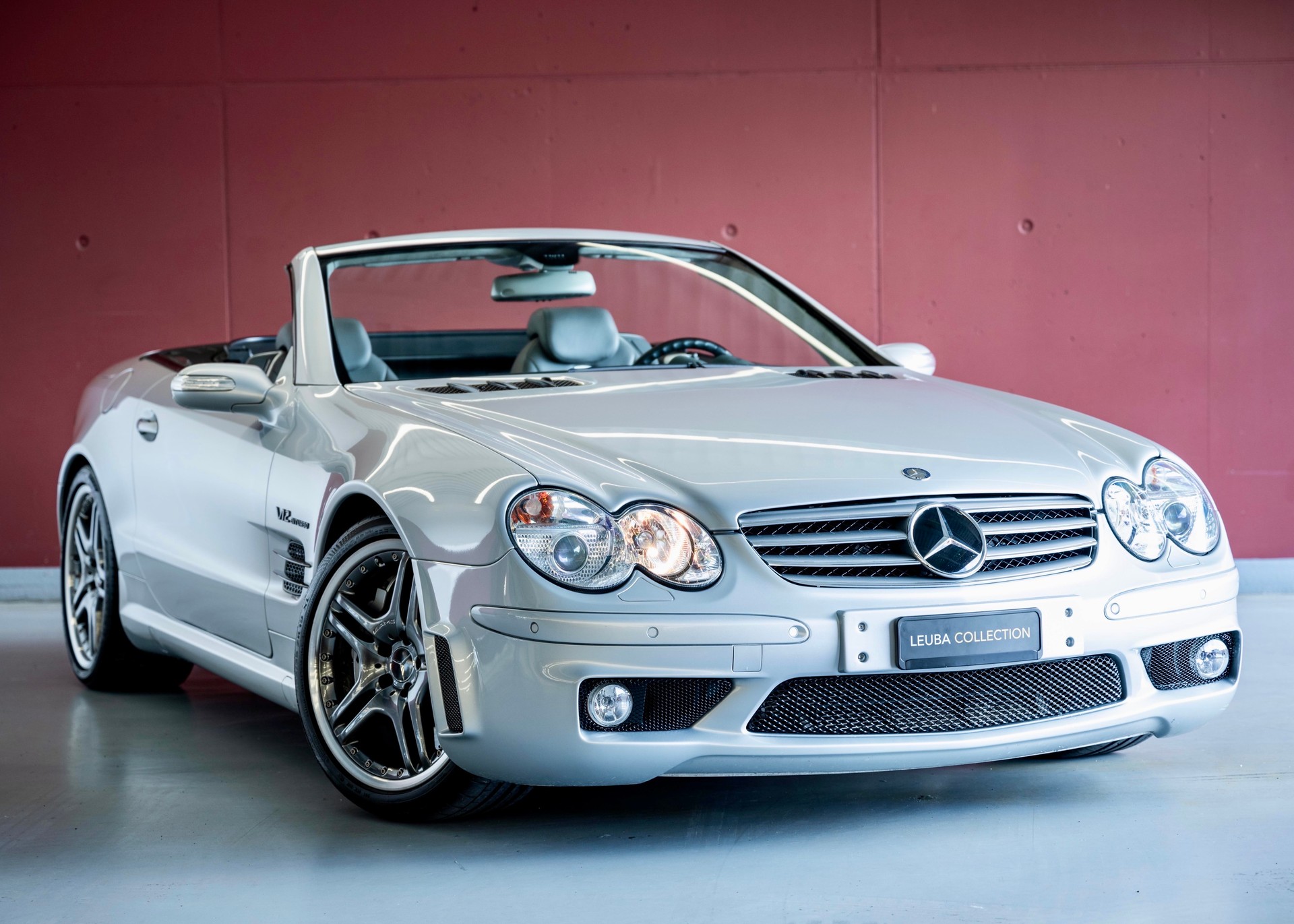 MERCEDES-BENZ SL 65 AMG (Leasing 0.80%, 2nd hand, 100% original, stunning condition, full Mercedes history)