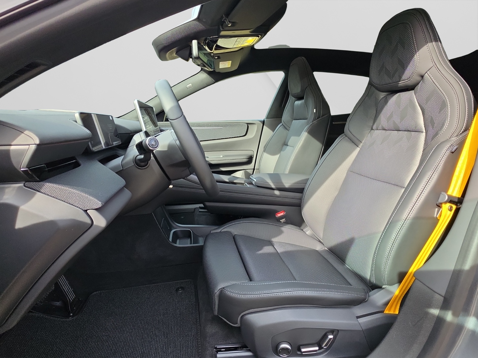 POLESTAR 4 Long Range Dual Motor Performance Plus-image-9