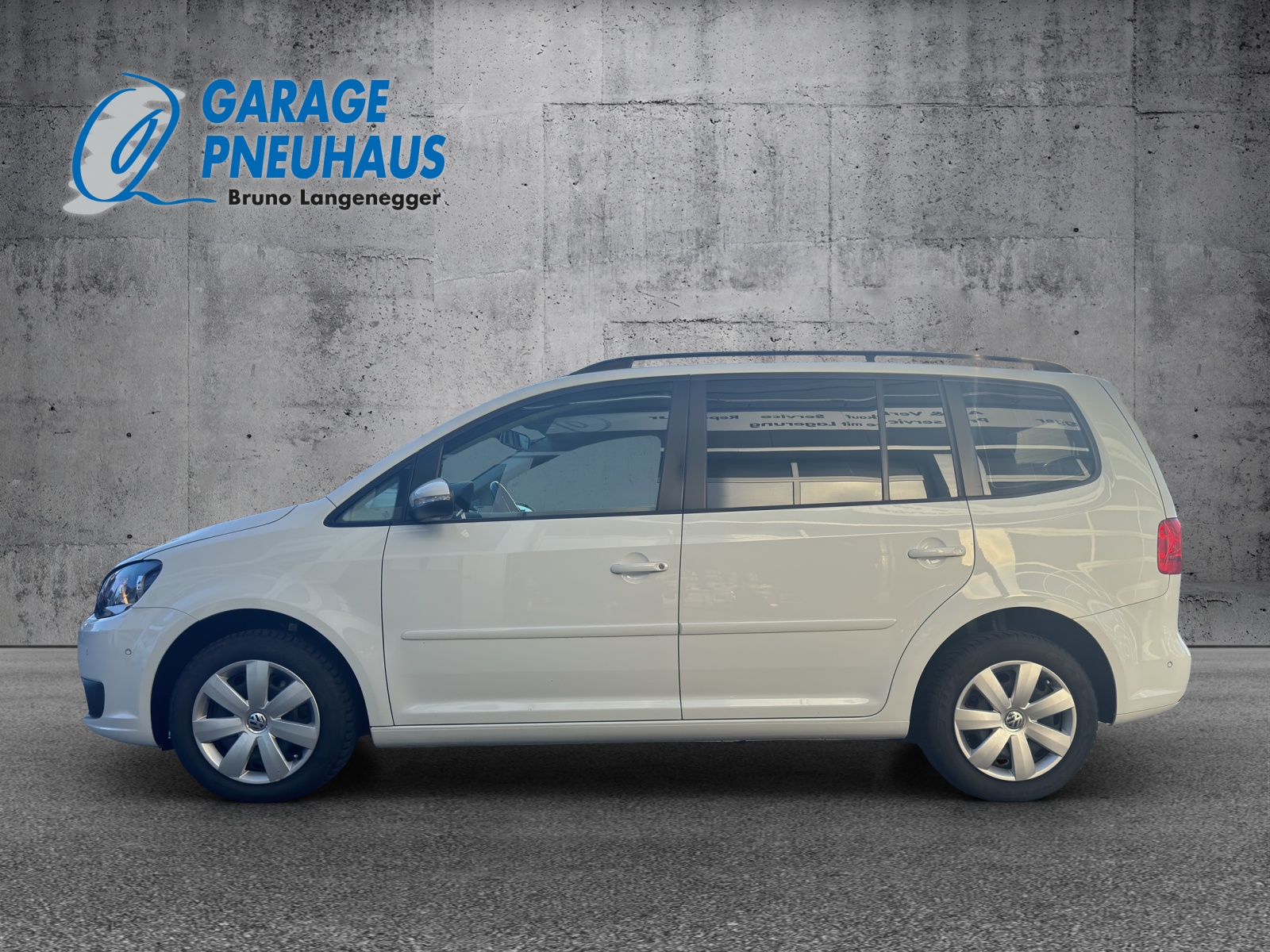VW Touran 1.4 TSI Start DSG-image-17