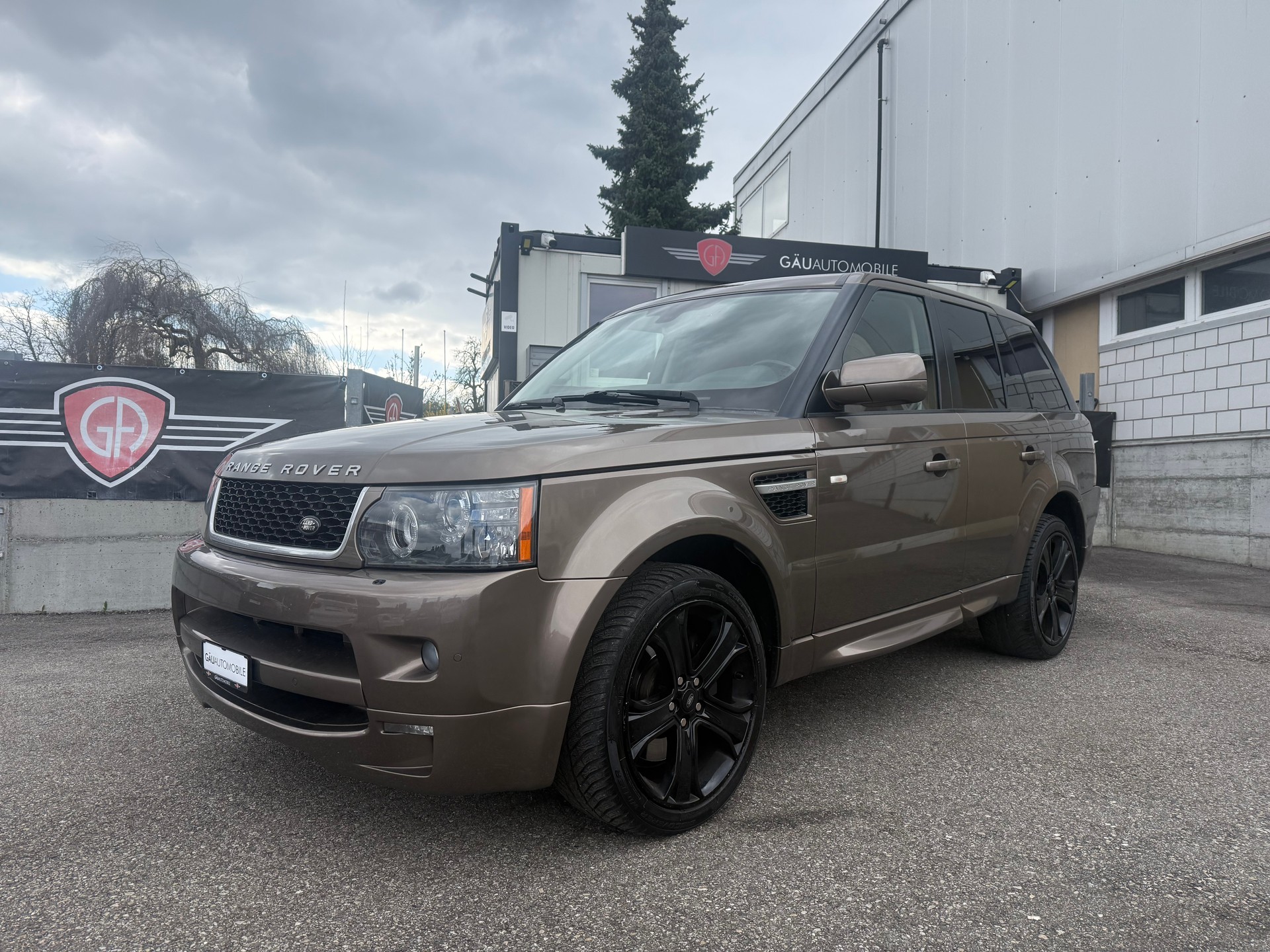LAND ROVER Range Rover Sport 3.0 TDV6 HSE Automatic
