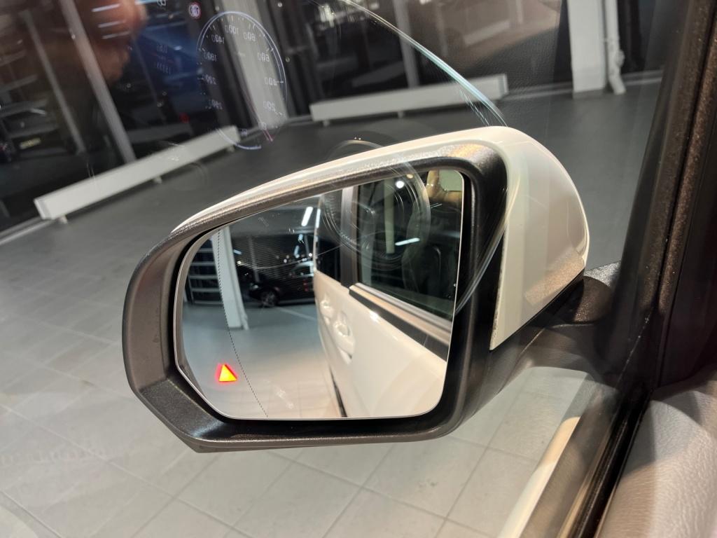 MERCEDES-BENZ V250d L Exclusive 9G-Tronic PANO Distronic Elec.Tür-image-15