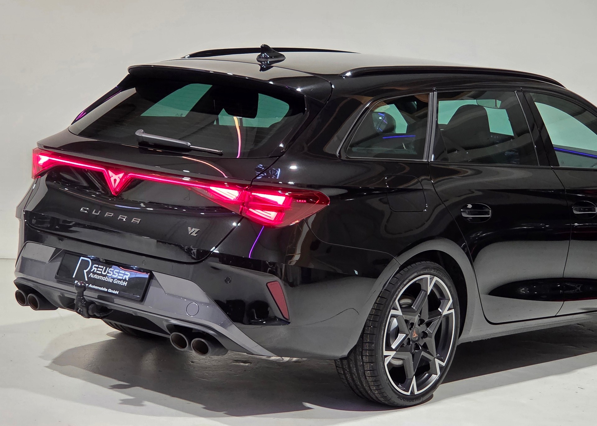 CUPRA LEON ST 2.0 TSI VZ DSG 4Drive, Werksgarantie bis 07.2030-image-30