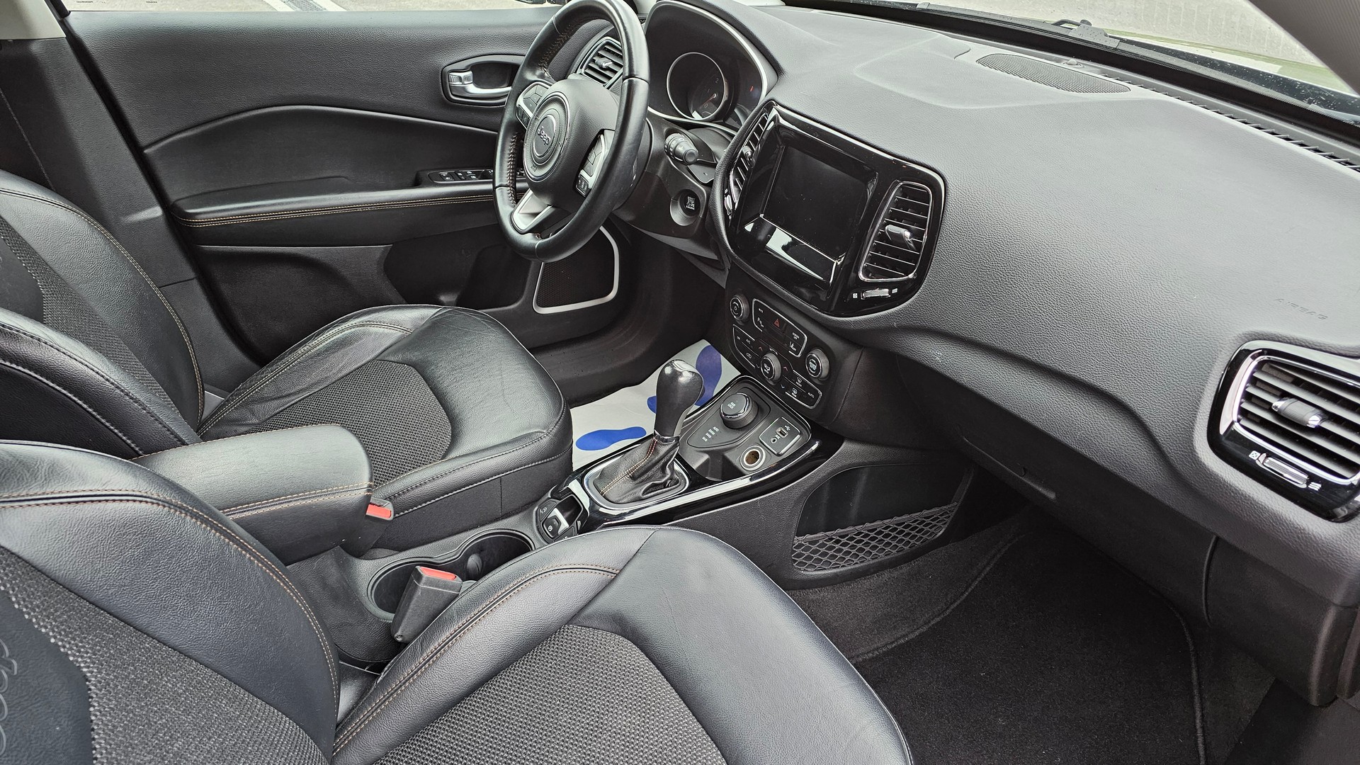 JEEP Compass 2.0CRD Limited AWD 9ATX-image-10