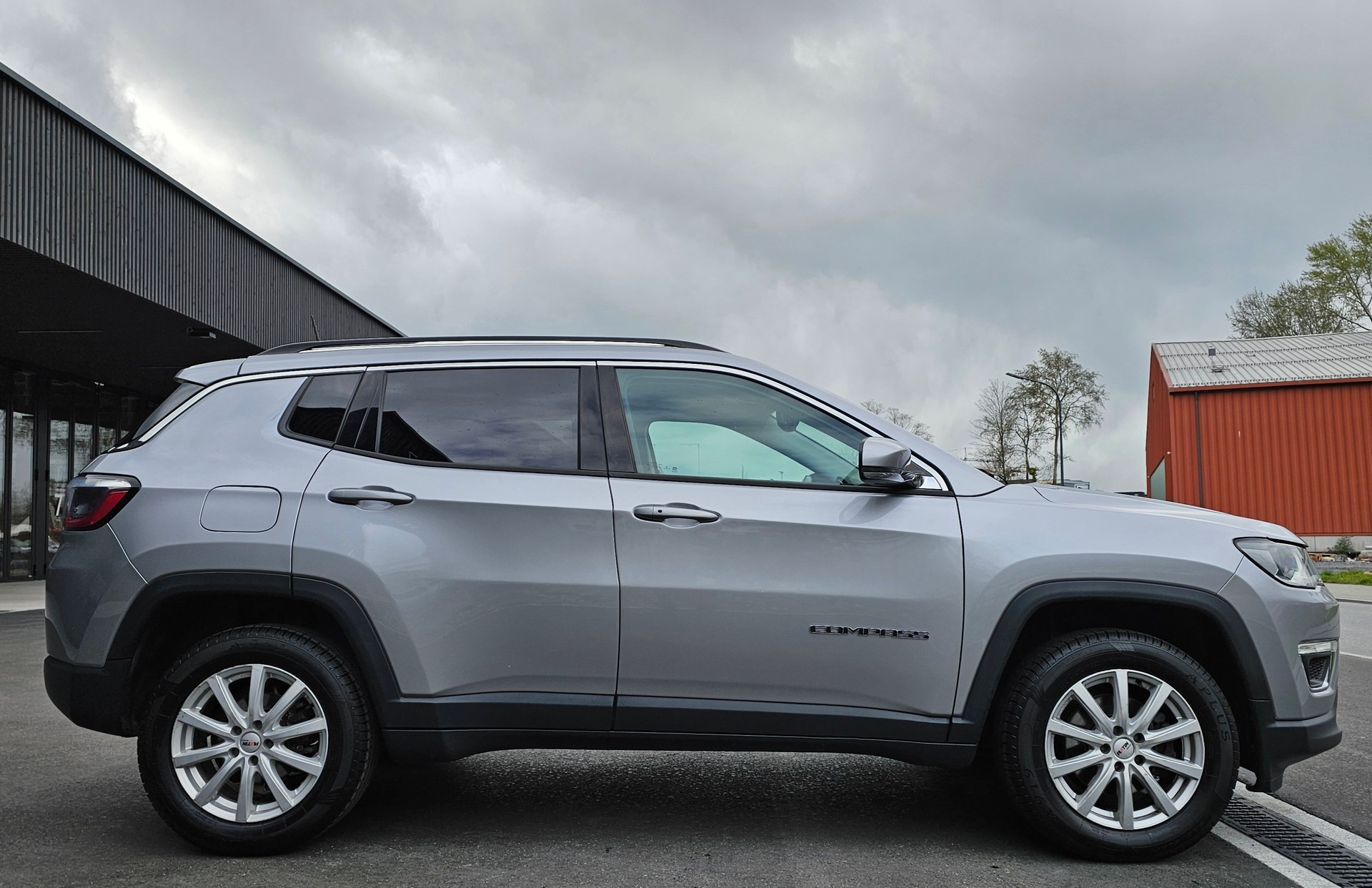 JEEP Compass 2.0CRD Limited AWD 9ATX-image-4