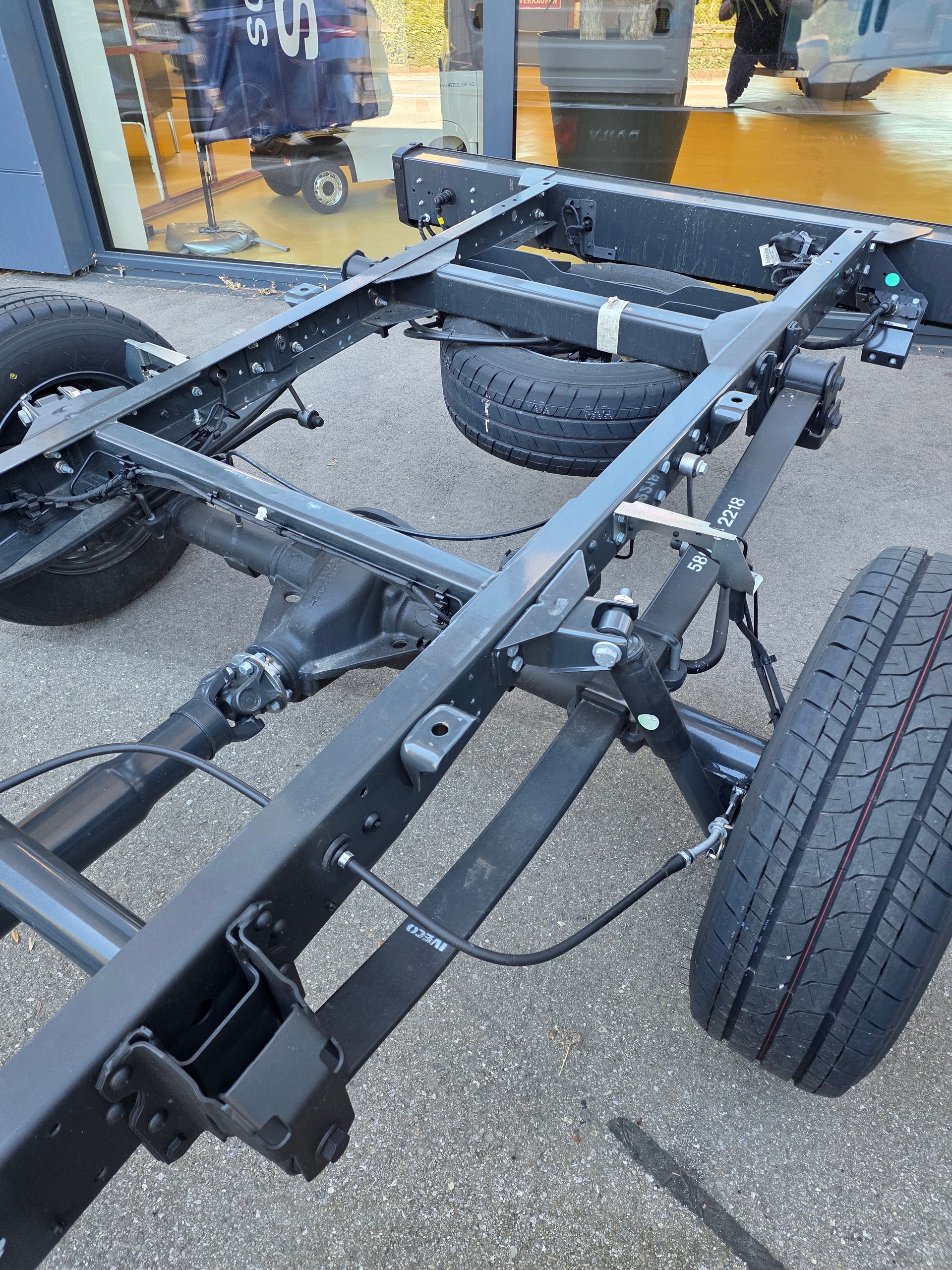 IVECO 35 S 18H A8-image-8