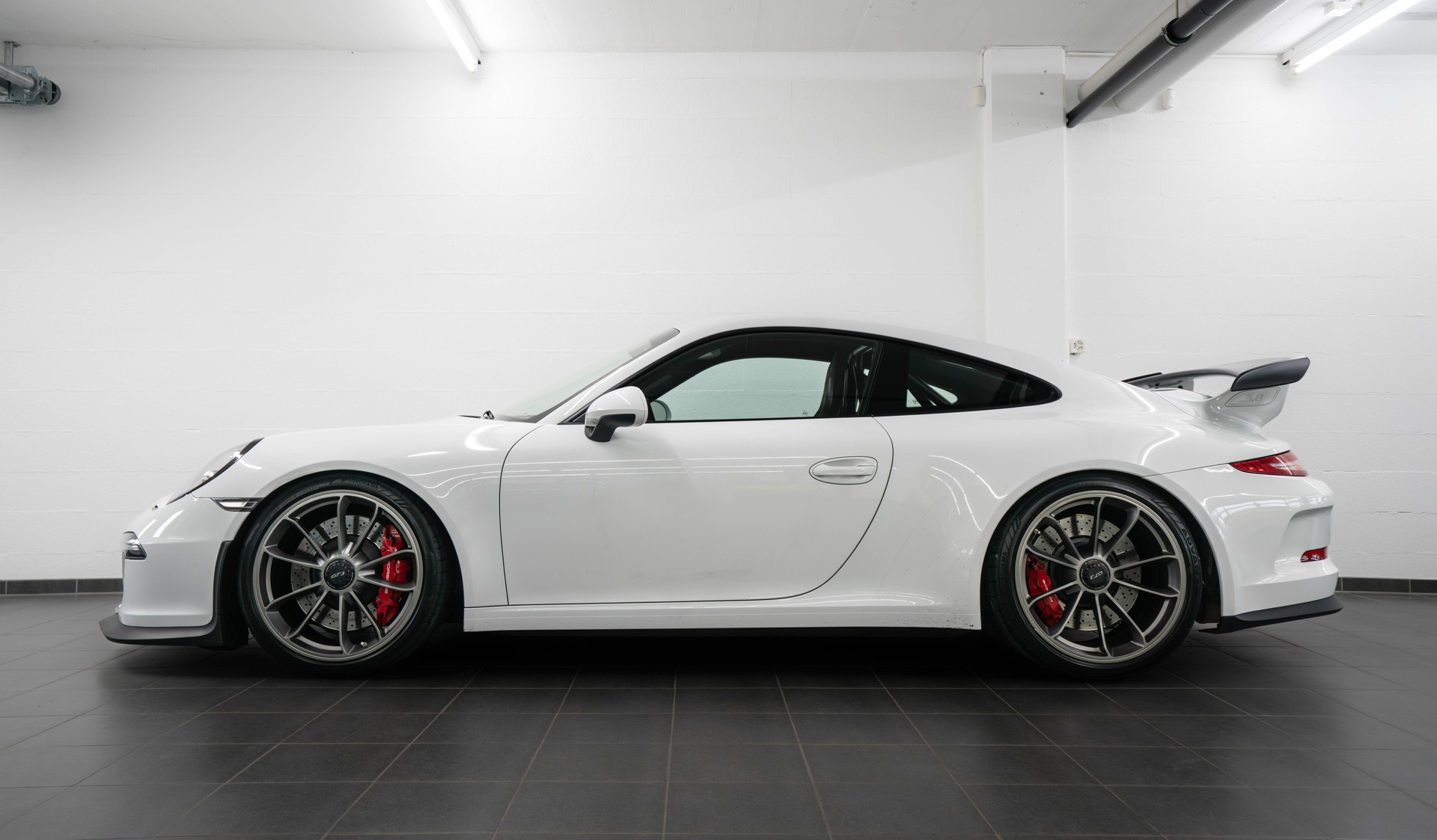 PORSCHE 911 GT3 PDK - KW Manthey-showroom-element-3