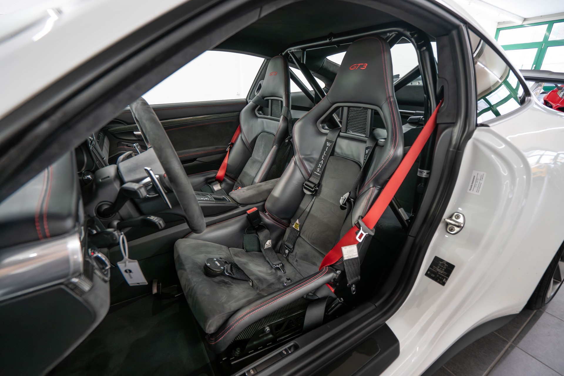 PORSCHE 911 GT3 PDK - KW Manthey-image-11