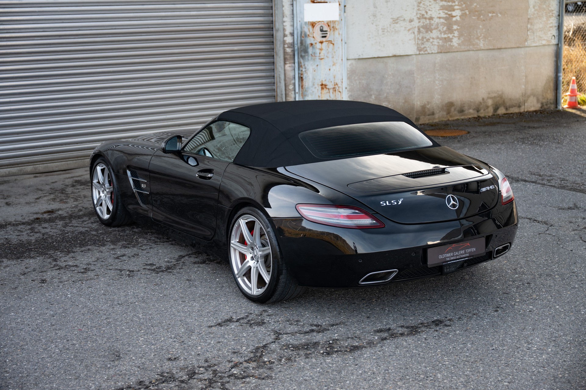 MERCEDES-BENZ SLS 63 AMG Speedshift-image-11