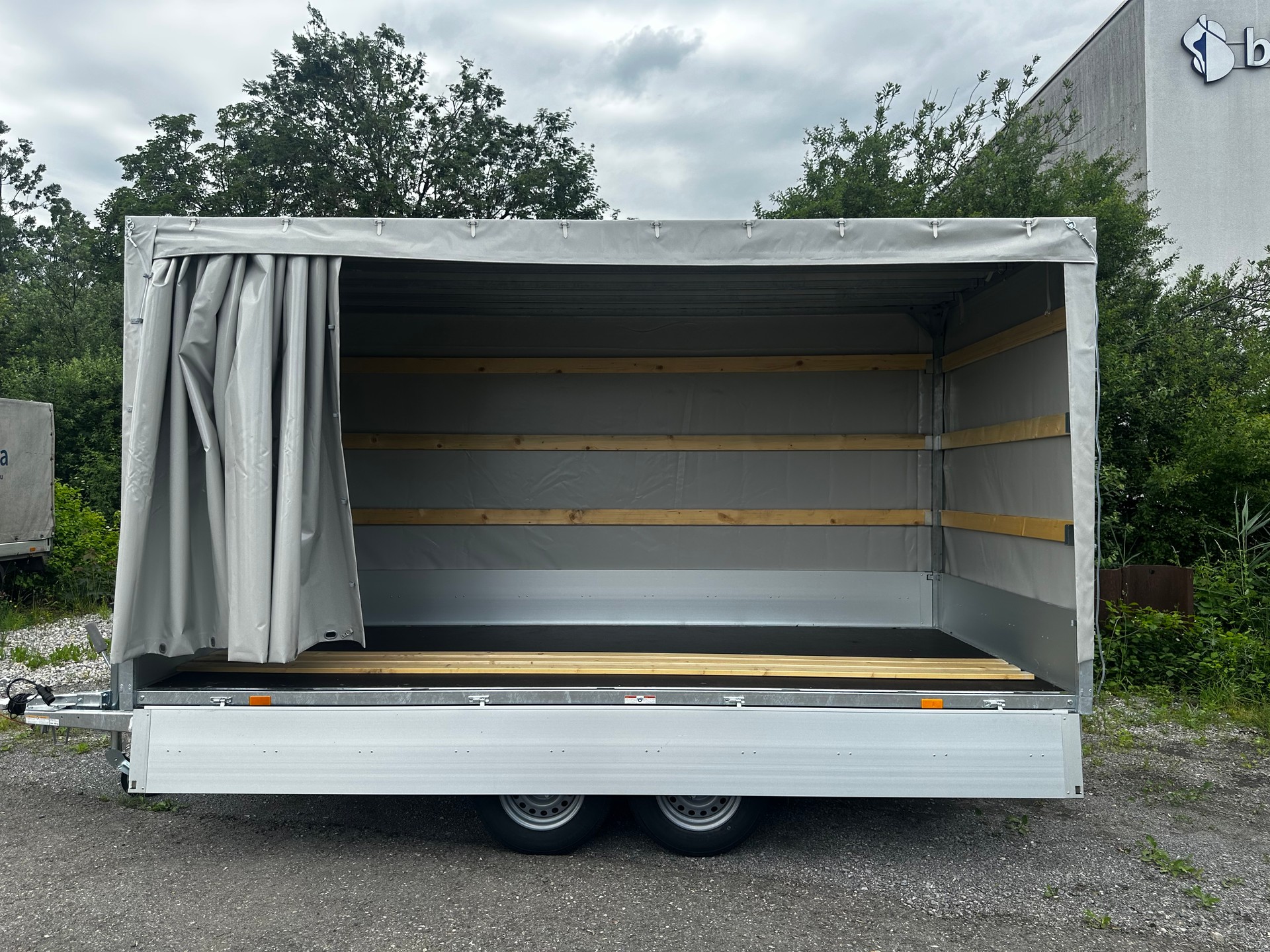 HUMBAUR HT 304118-showroom-element-1