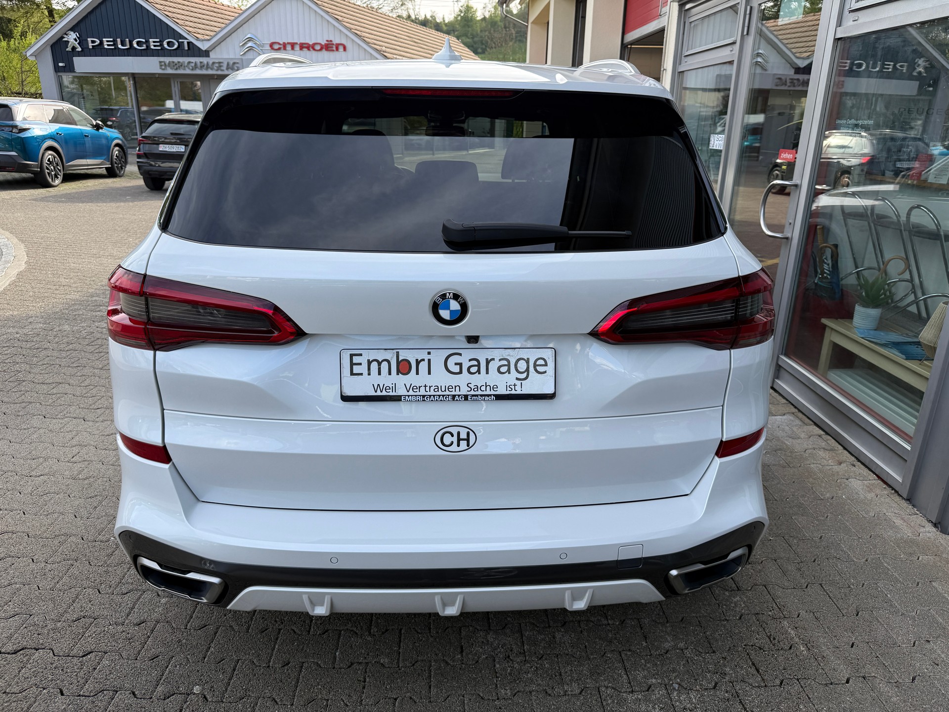 BMW X5 xDrive M50d Steptronic-image-5