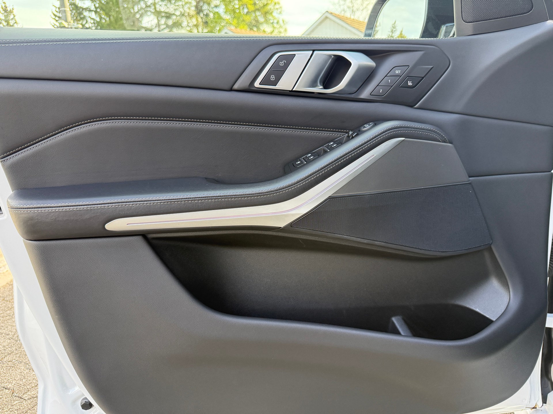 BMW X5 xDrive M50d Steptronic-image-15