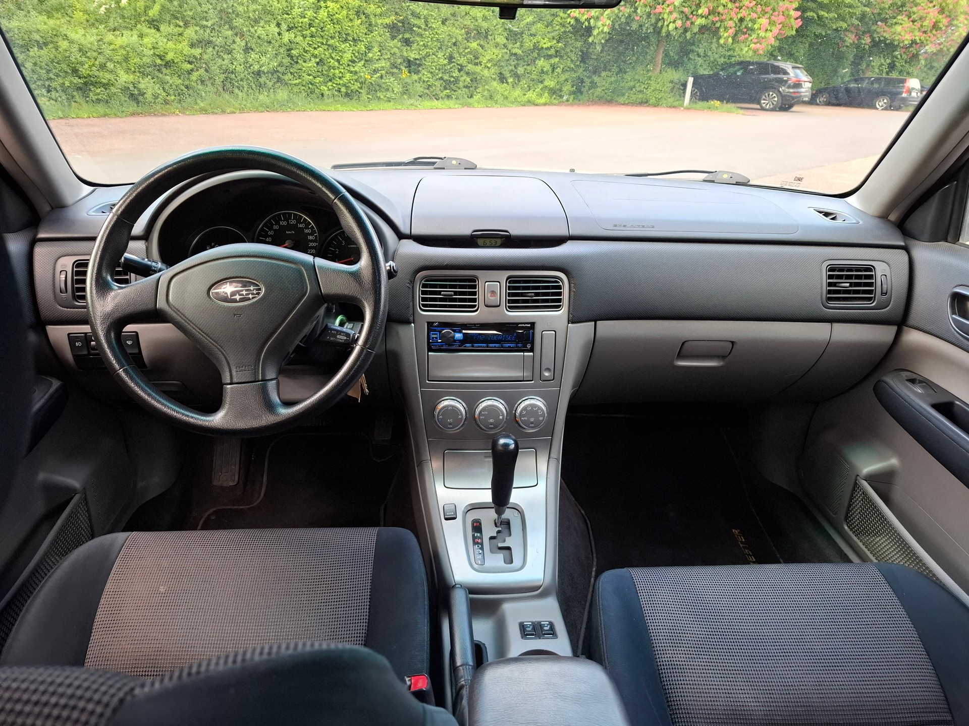 SUBARU Forester 2.0X (Swiss)-image-9