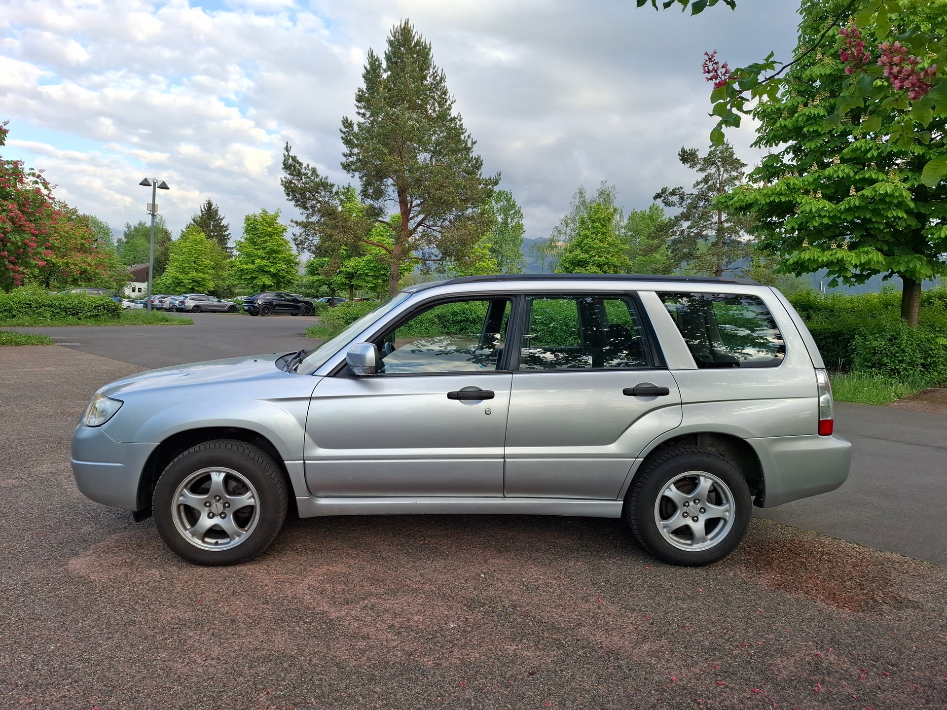 SUBARU Forester 2.0X (Swiss)-image-3