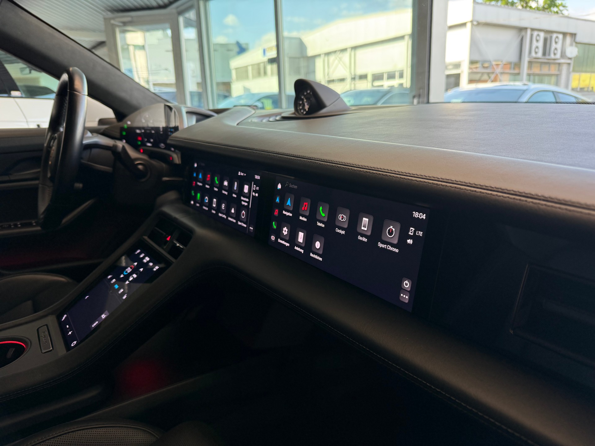 PORSCHE Taycan Turbo-image-23