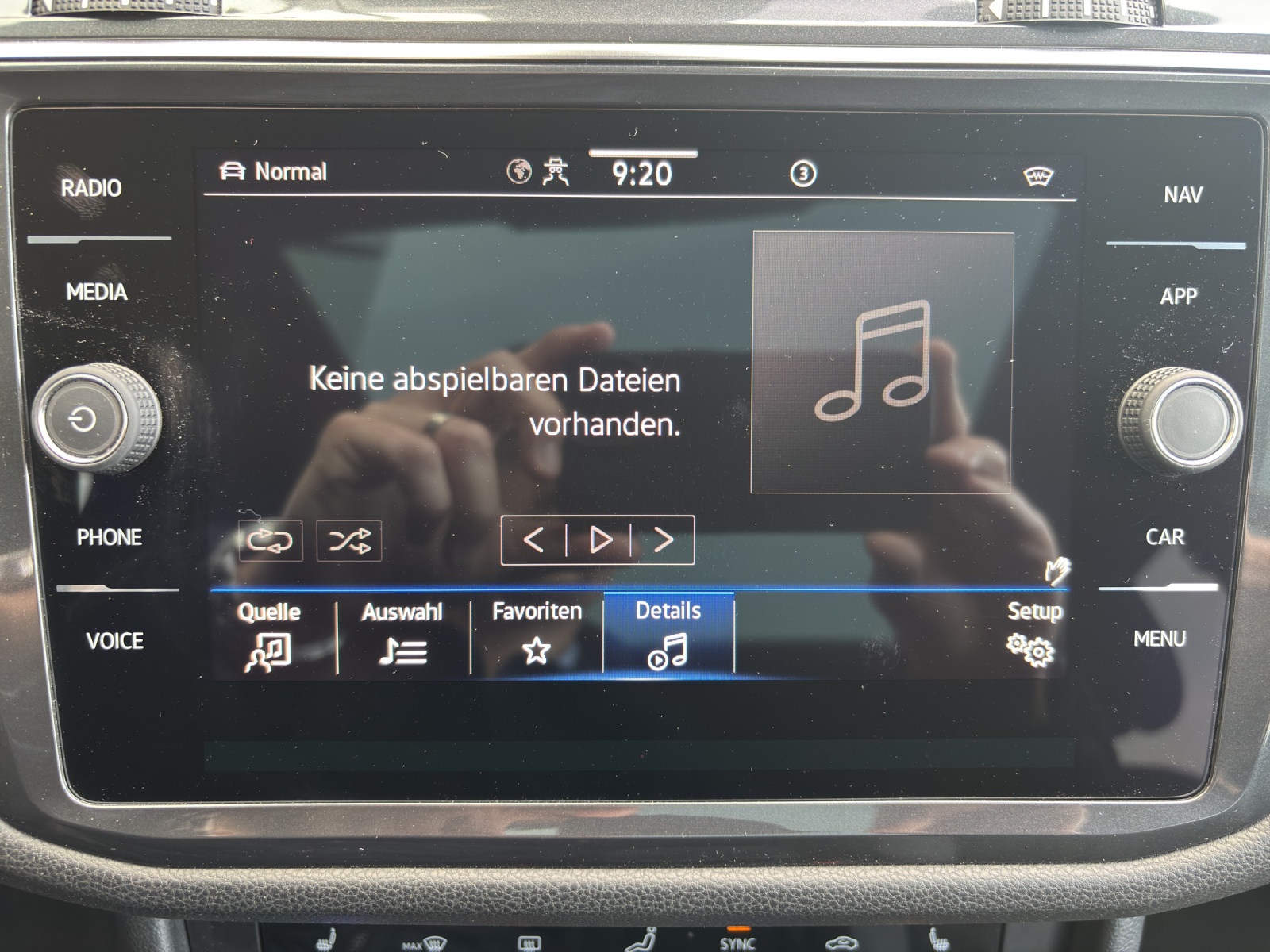 VW Tiguan Allspace 2.0TSI R-Line 4Motion DSG mit AHK & Panorama-Ausstell-/Schiebedach-image-21