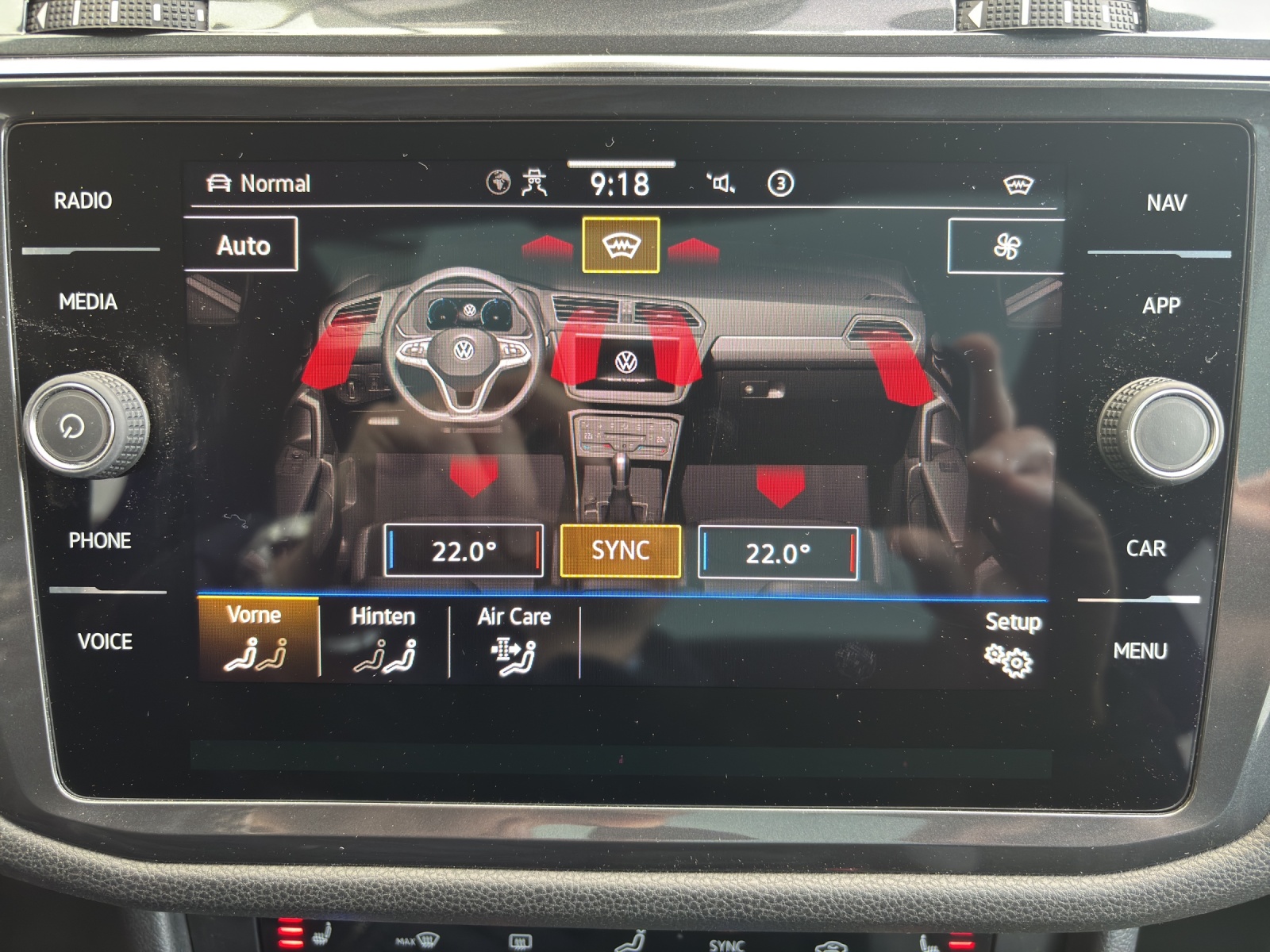 VW Tiguan Allspace 2.0TSI R-Line 4Motion DSG mit AHK & Panorama-Ausstell-/Schiebedach-image-19