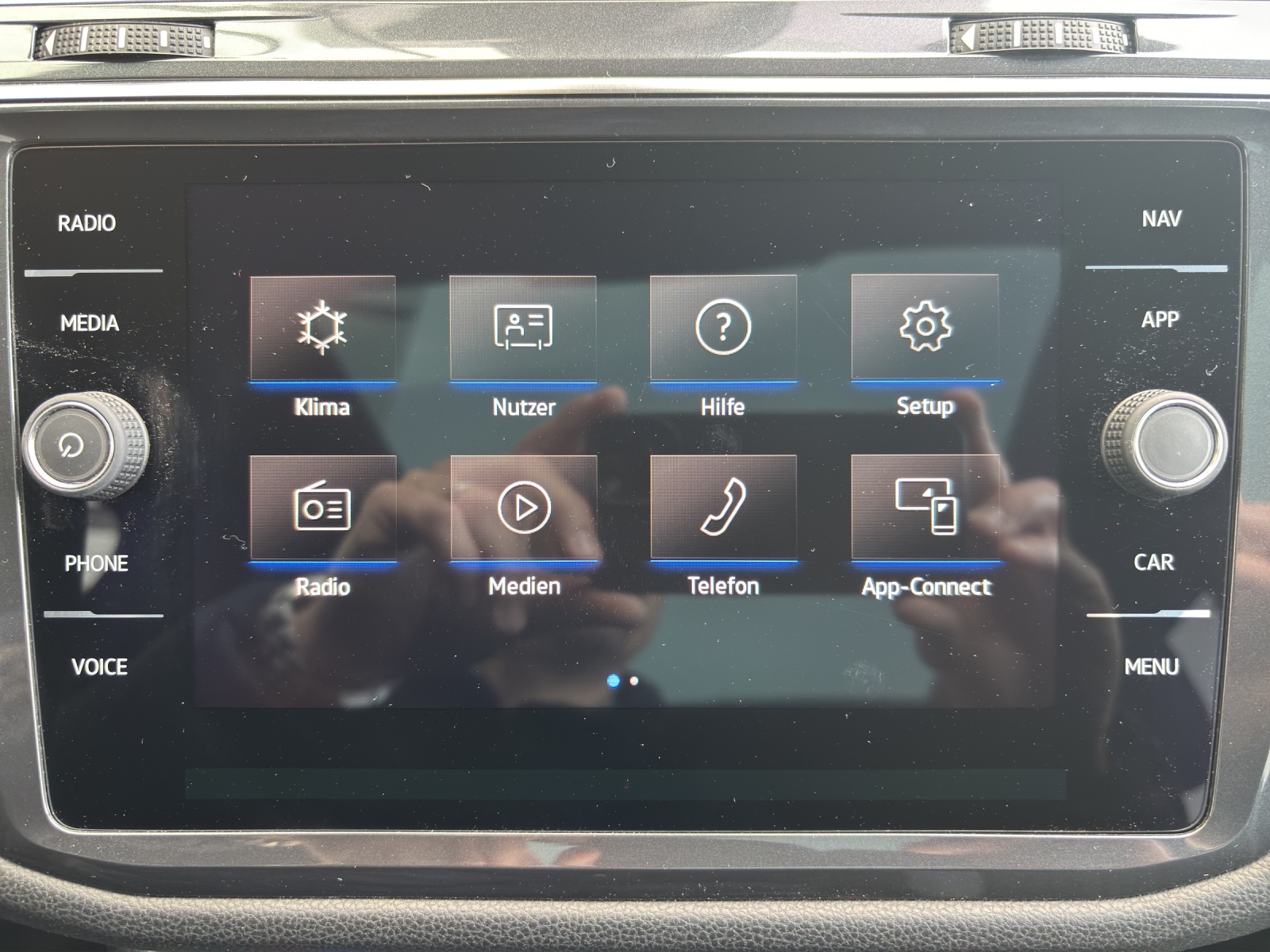 VW Tiguan Allspace 2.0TSI R-Line 4Motion DSG mit AHK & Panorama-Ausstell-/Schiebedach-image-16