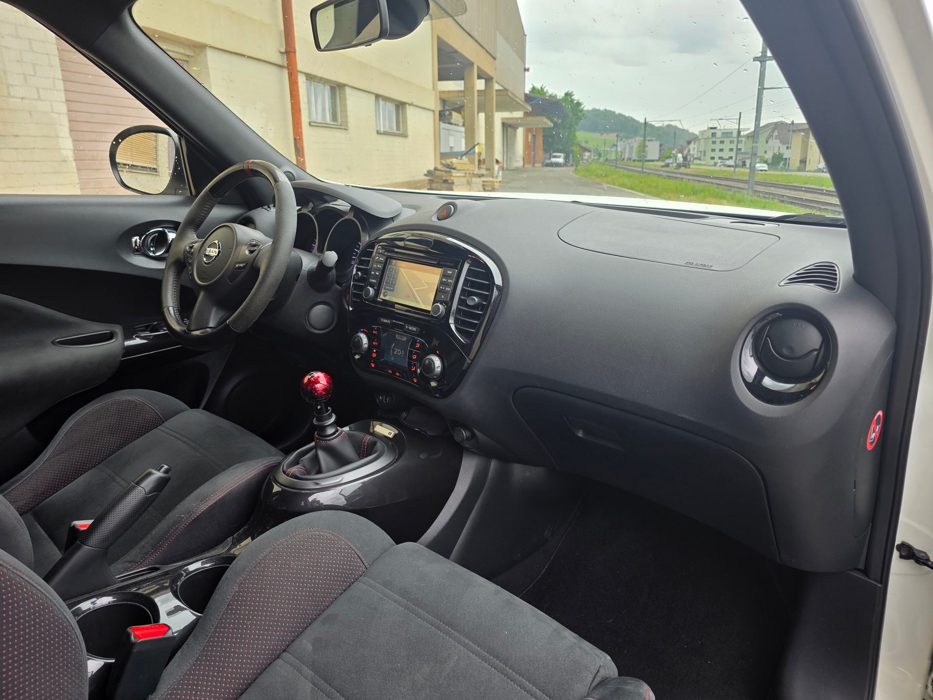 NISSAN Juke 1.6 DIG-T Nismo-image-6