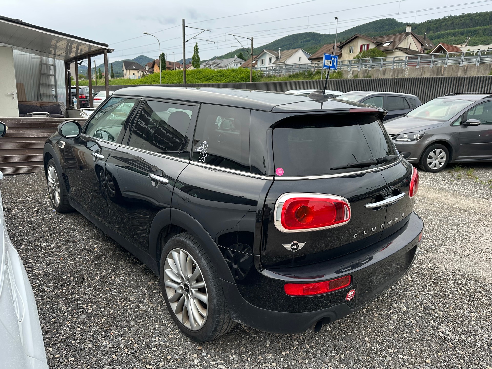 MINI CLUBMAN-image-2