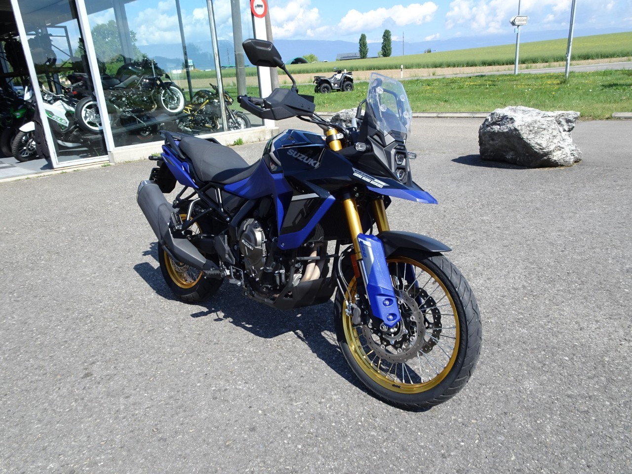 SUZUKI DL 800 DE-image-1
