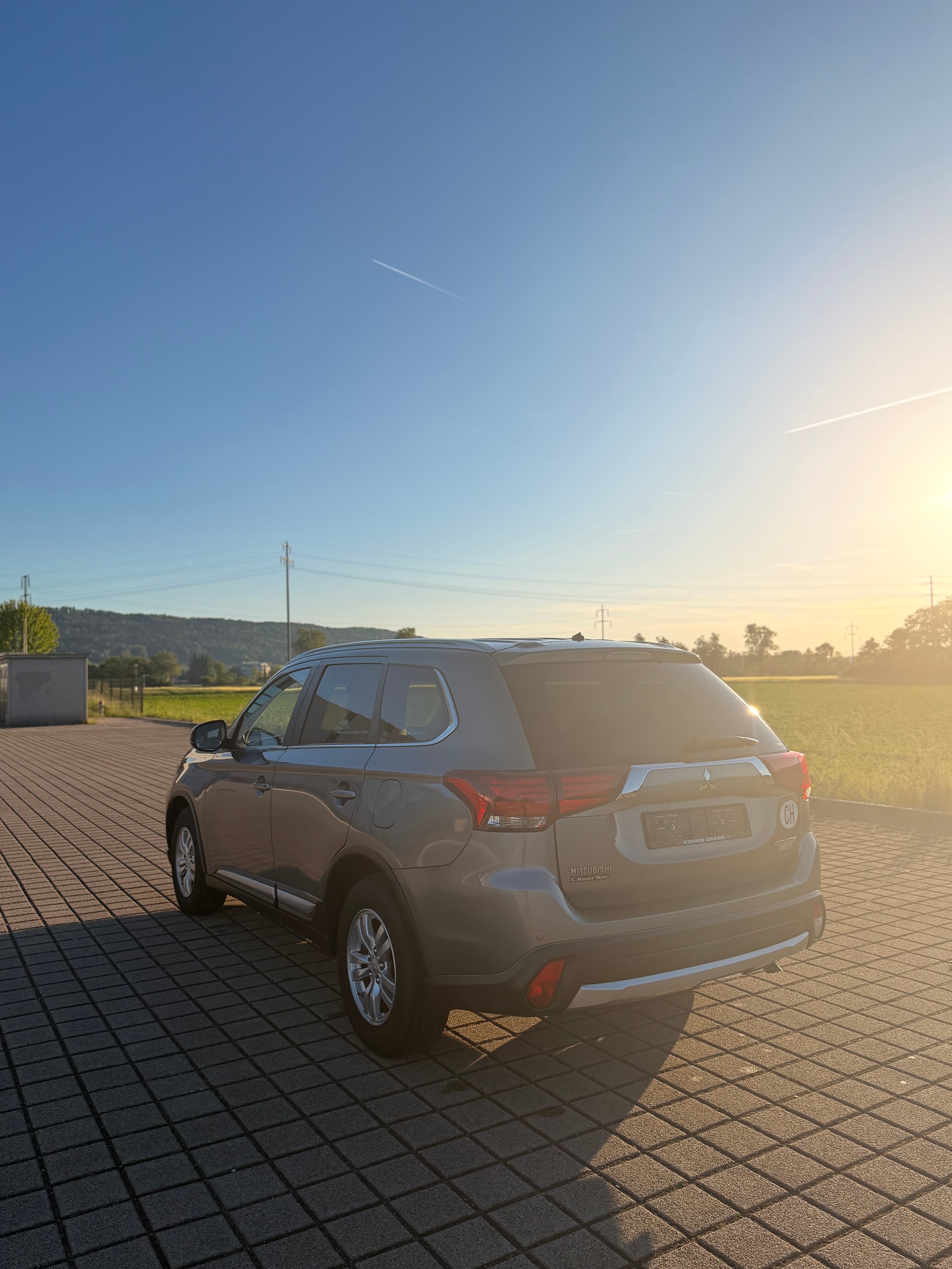 MITSUBISHI Outlander 2.2 DID Value 4WD AHK: 2000KG-image-10