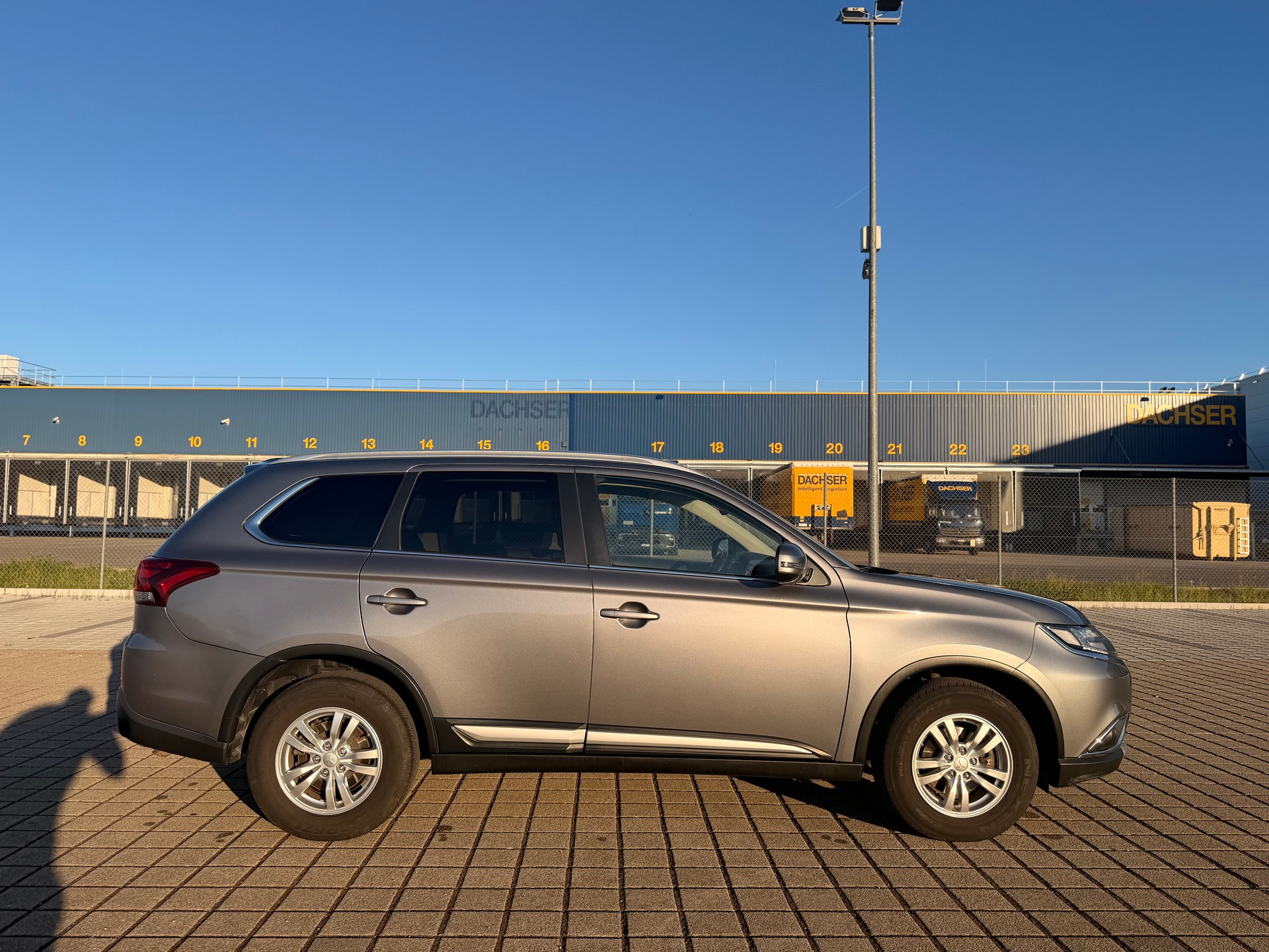 MITSUBISHI Outlander 2.2 DID Value 4WD AHK: 2000KG-image-6