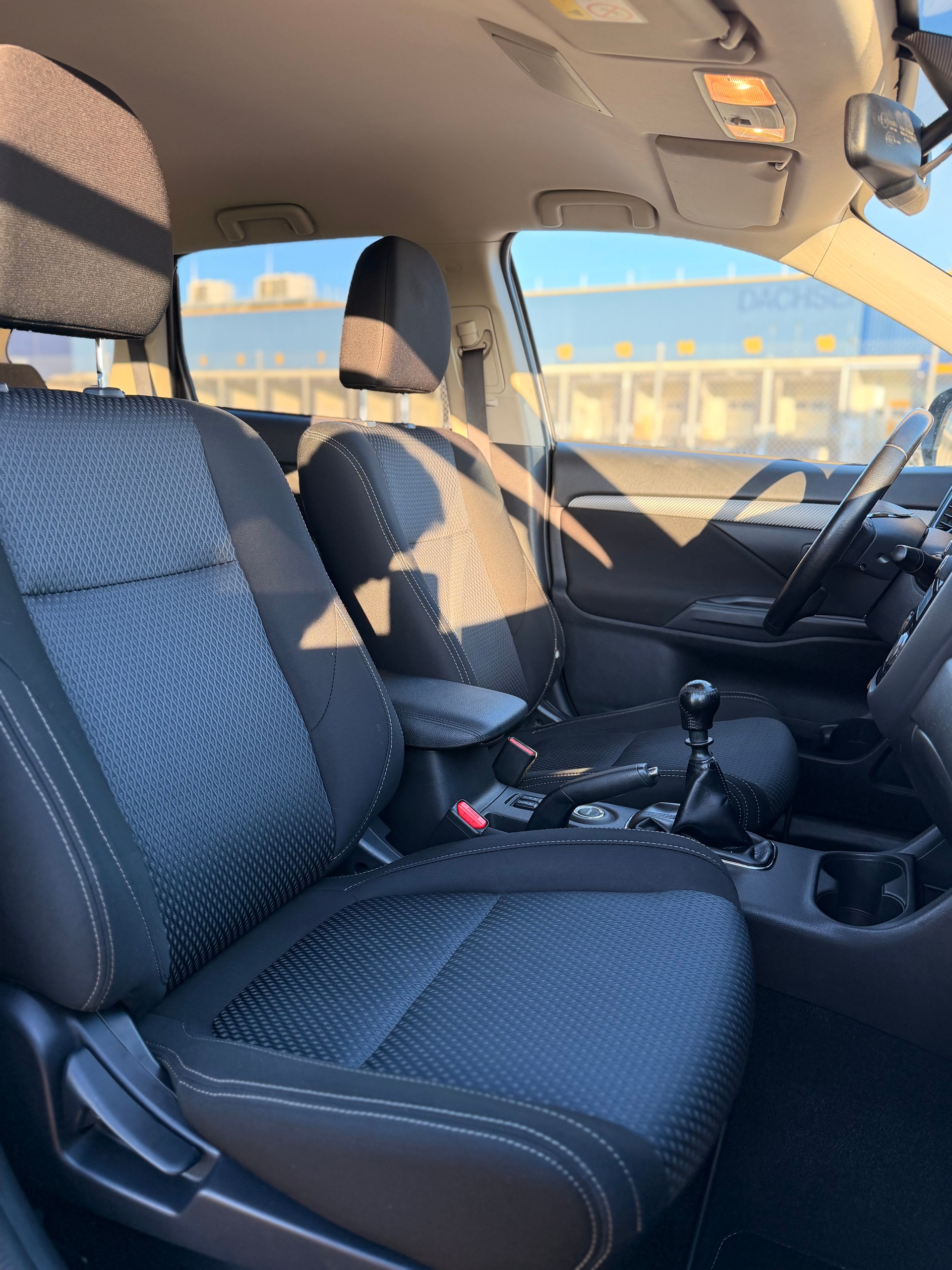 MITSUBISHI Outlander 2.2 DID Value 4WD AHK: 2000KG-image-26