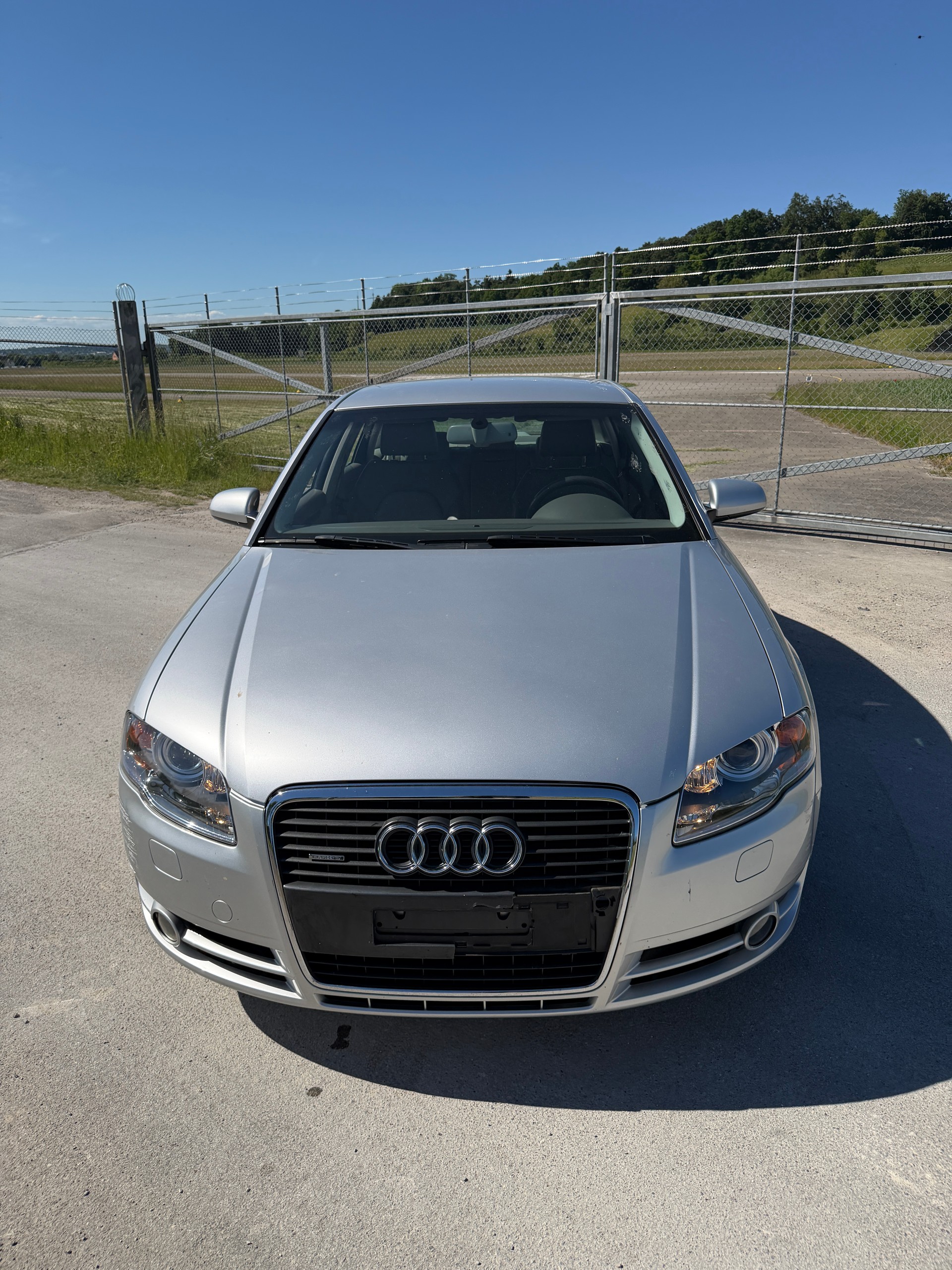 AUDI A4 Limousine 3.0 V6 TDI quattro-image-1