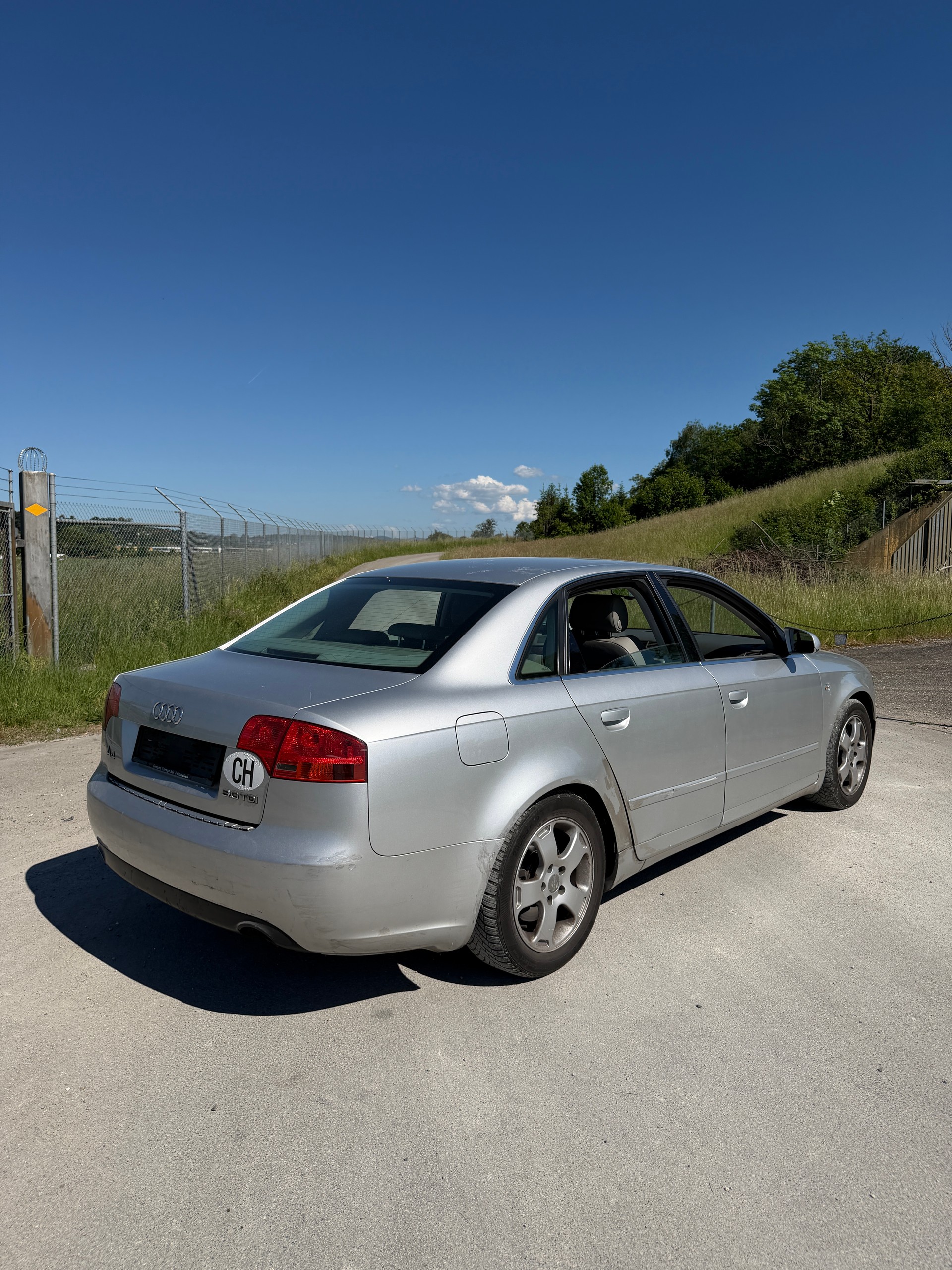 AUDI A4 Limousine 3.0 V6 TDI quattro-image-6