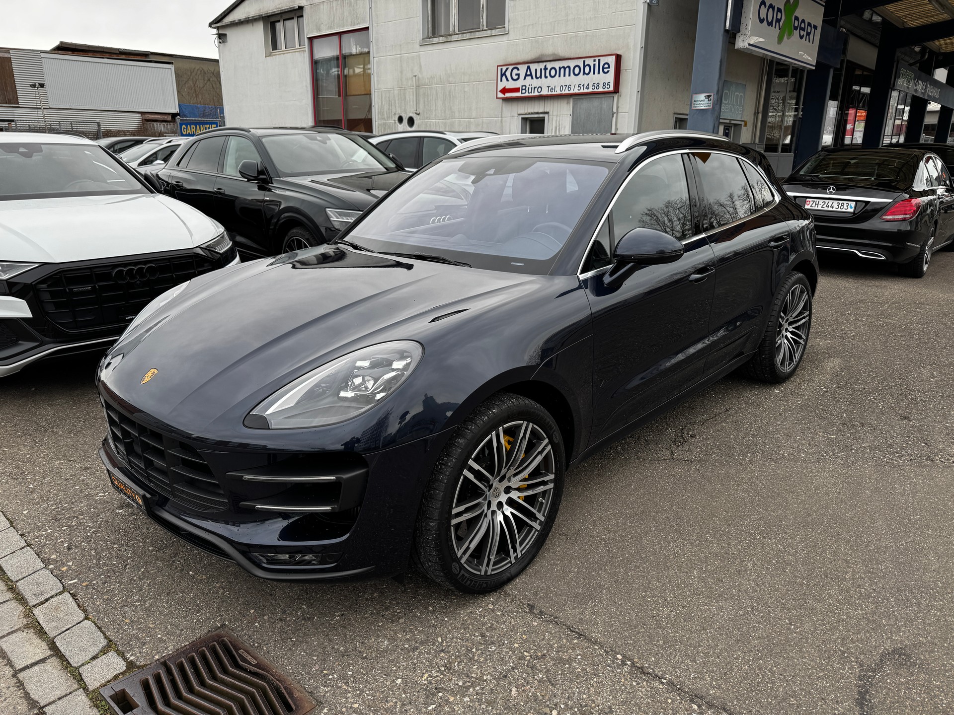 PORSCHE Macan Turbo Performance PDK