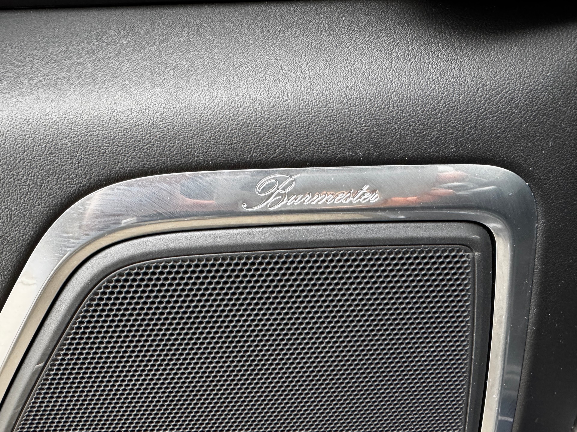 PORSCHE Macan Turbo Performance PDK-image-8