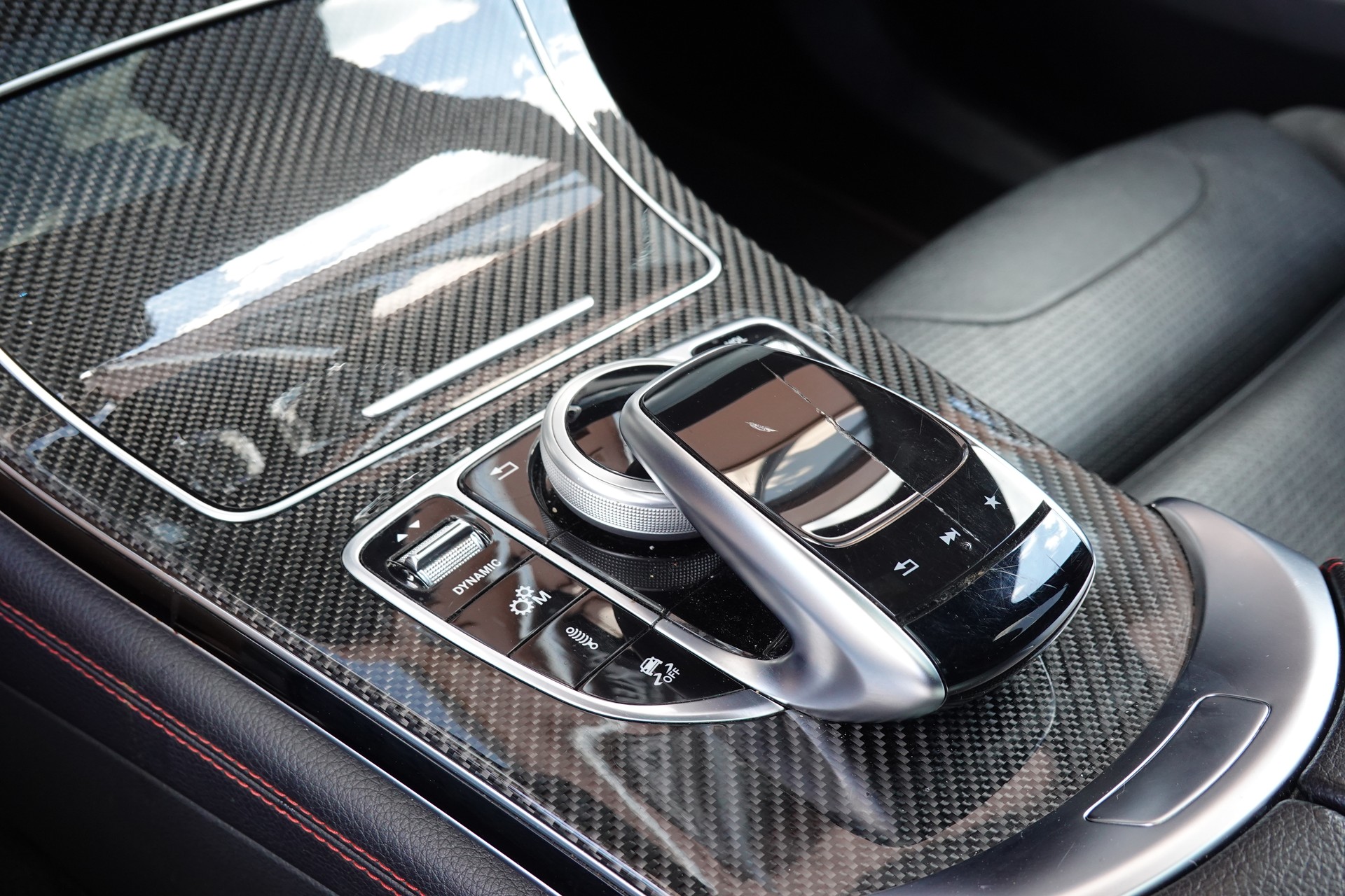 MERCEDES-BENZ GLC 43 AMG - " CH Auto * Toit Ouvrant * Sièges Electriques+Chauffant * GPS * Lumière Ambiance * Sièges chauffant arrière "-image-16