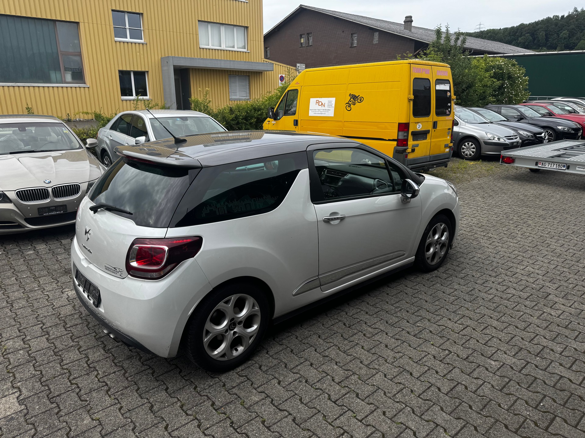 DS AUTOMOBILES DS3 1.6 THP Sport Chic Plus-image-3