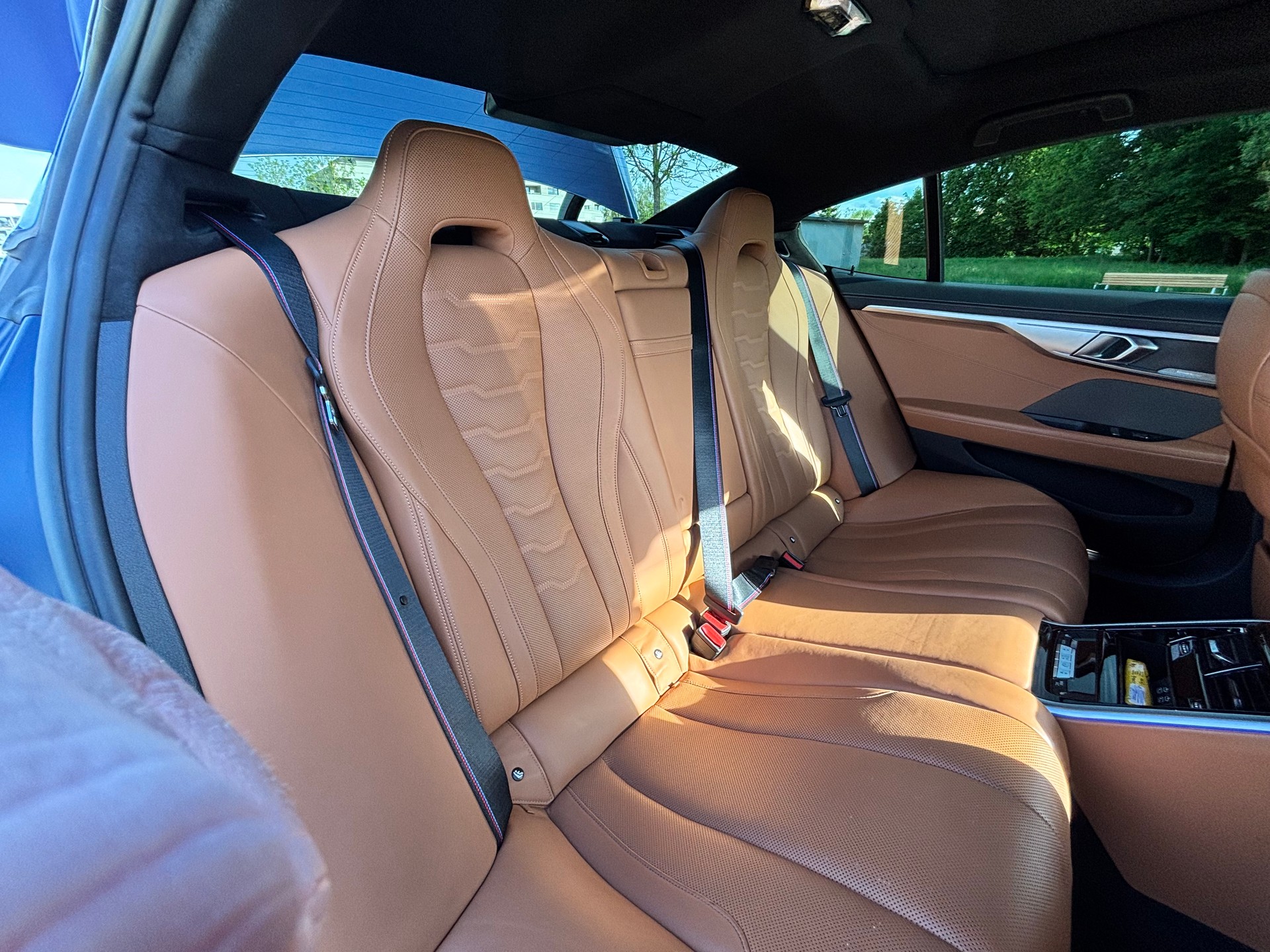 BMW M850i xDrive-image-3