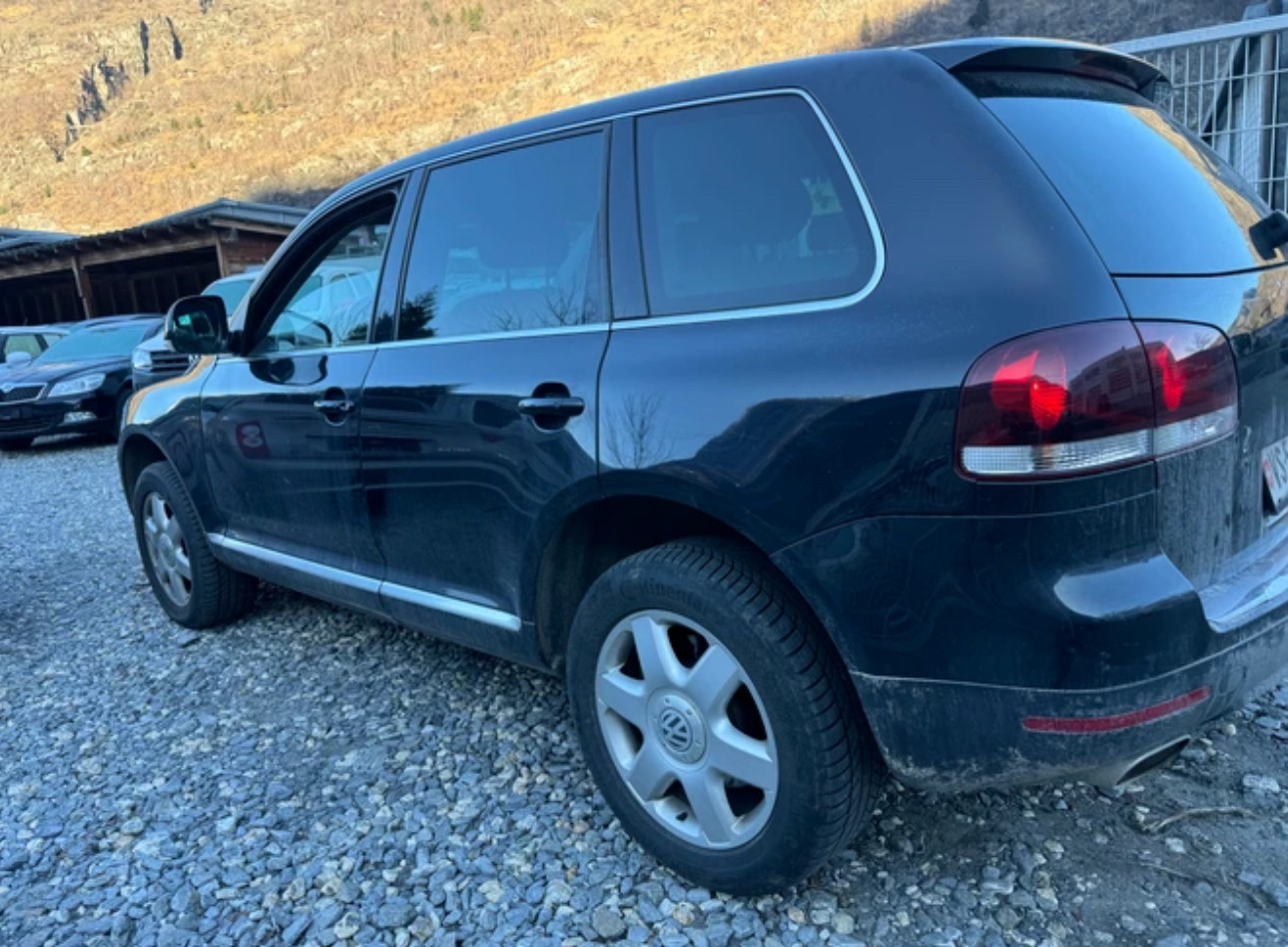 VW Touareg 5.0 TDI V10 Automatic-image-5
