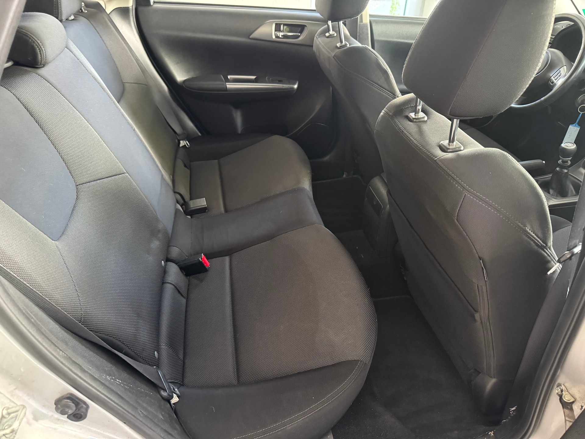 SUBARU Impreza 2.0D Swiss Special-image-14