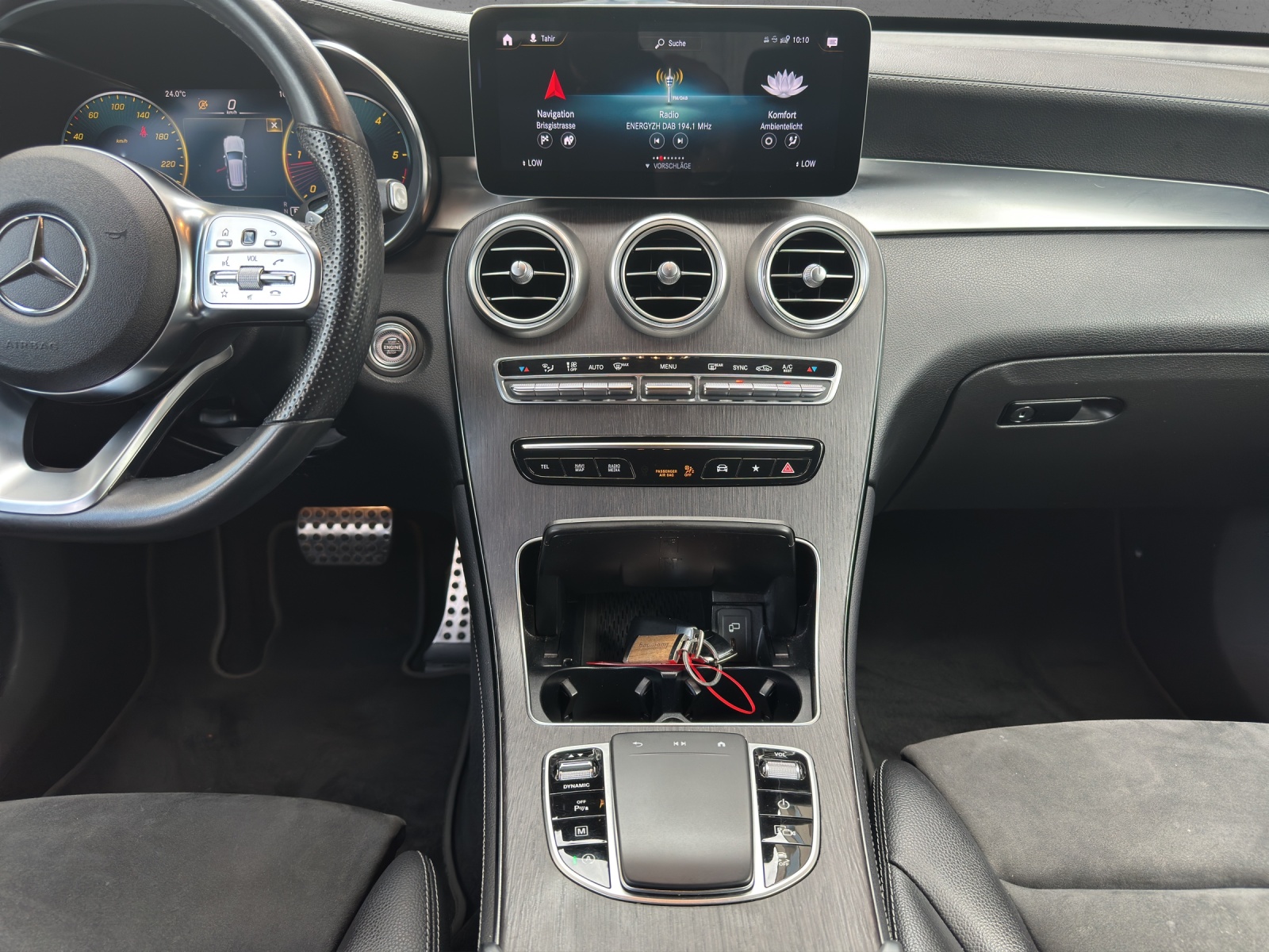 MERCEDES-BENZ GLC 300 d AMG Line 4Matic 9G-Tronic-image-8
