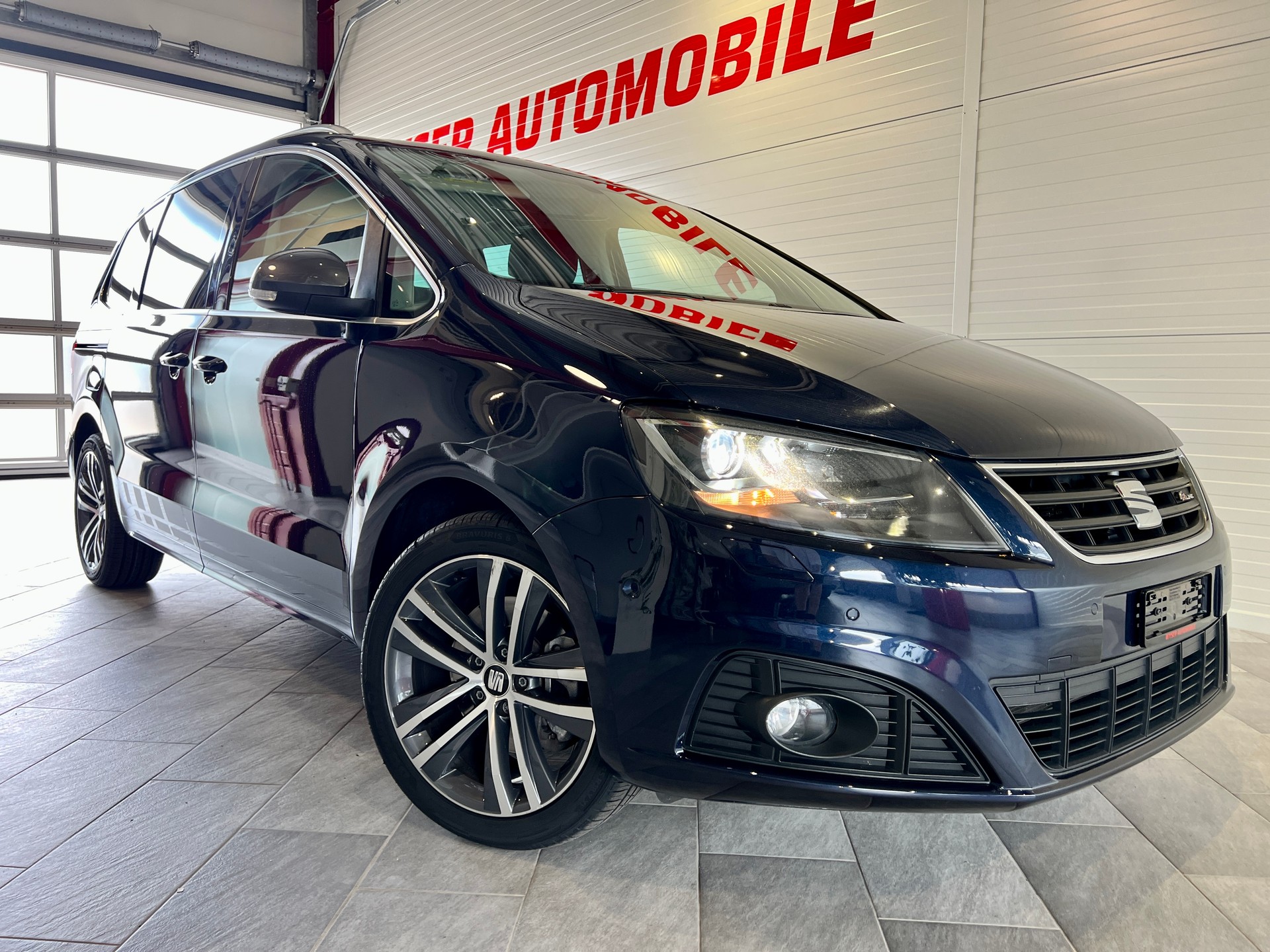SEAT Alhambra 2.0 TDI FR Line 4Drive-showroom-element-1