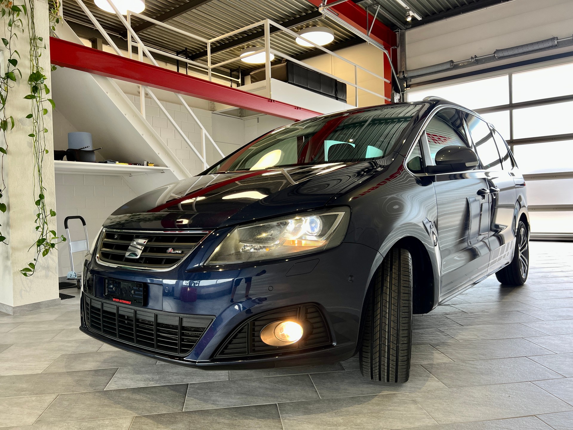 SEAT Alhambra 2.0 TDI FR Line 4Drive-showroom-element-3