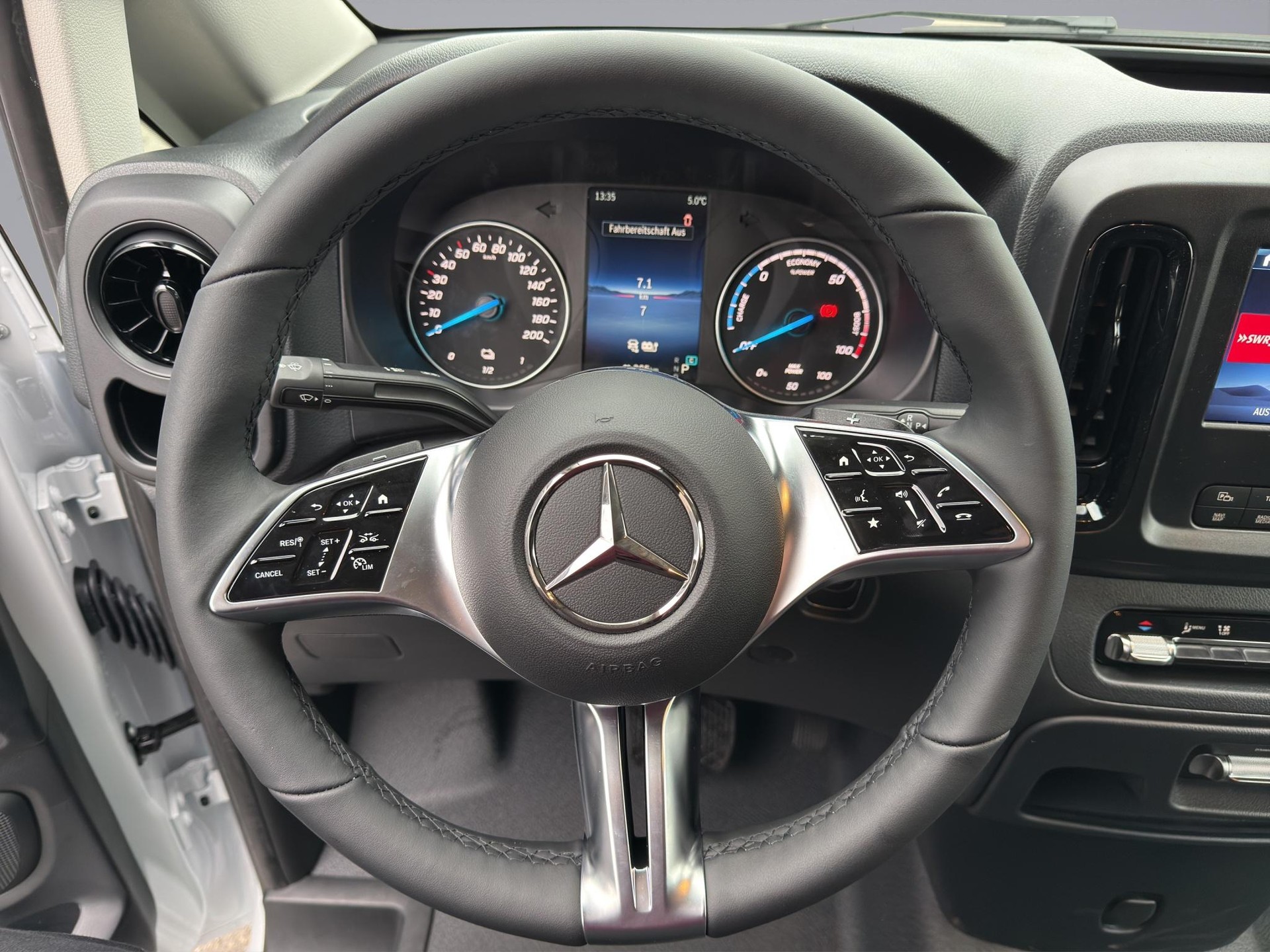 MERCEDES-BENZ eVito 129 Kasten L 90 kWh Pro-image-10