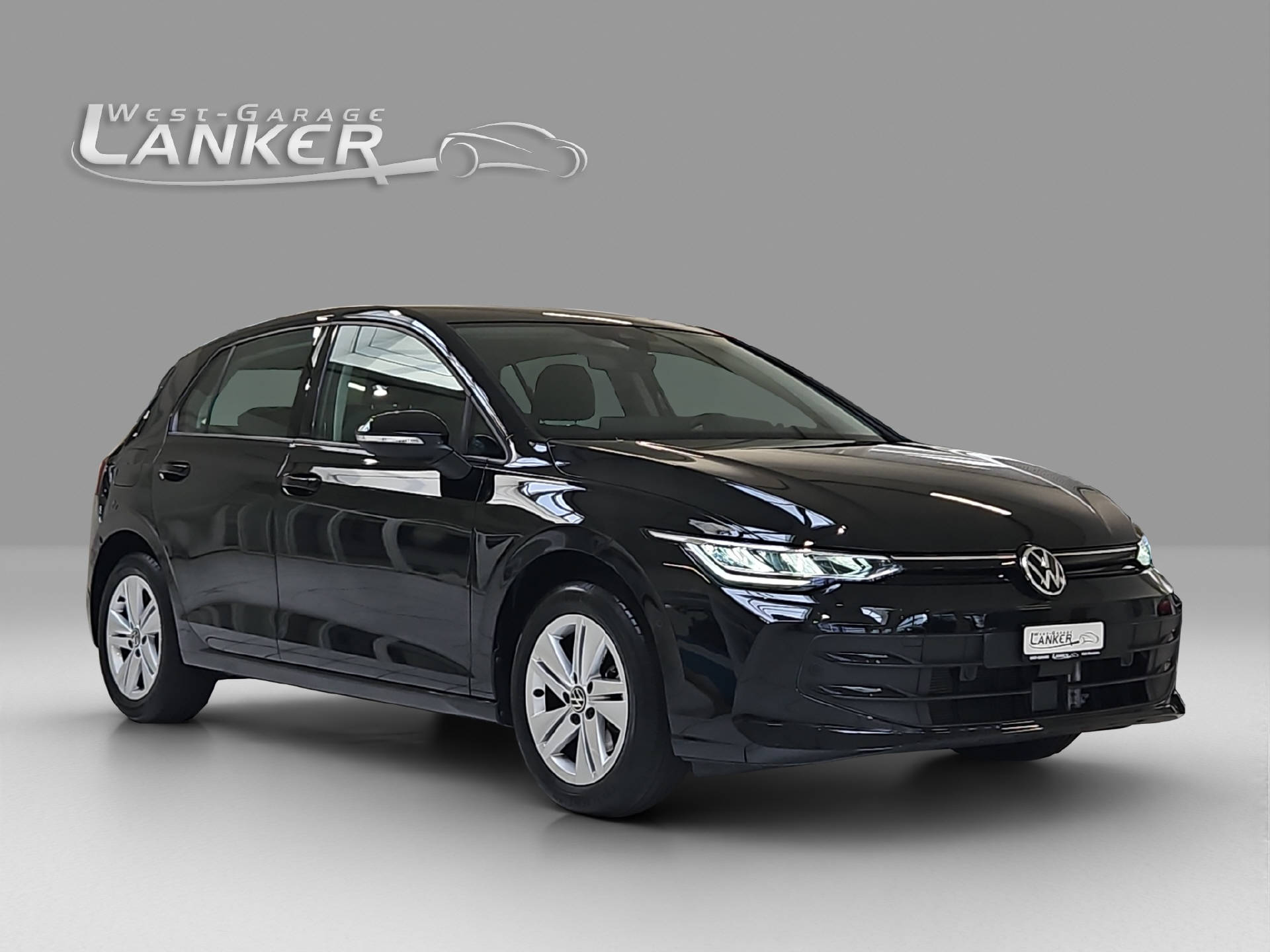 VW Golf VIII 1.5 eTSI Life DSG-showroom-element-1