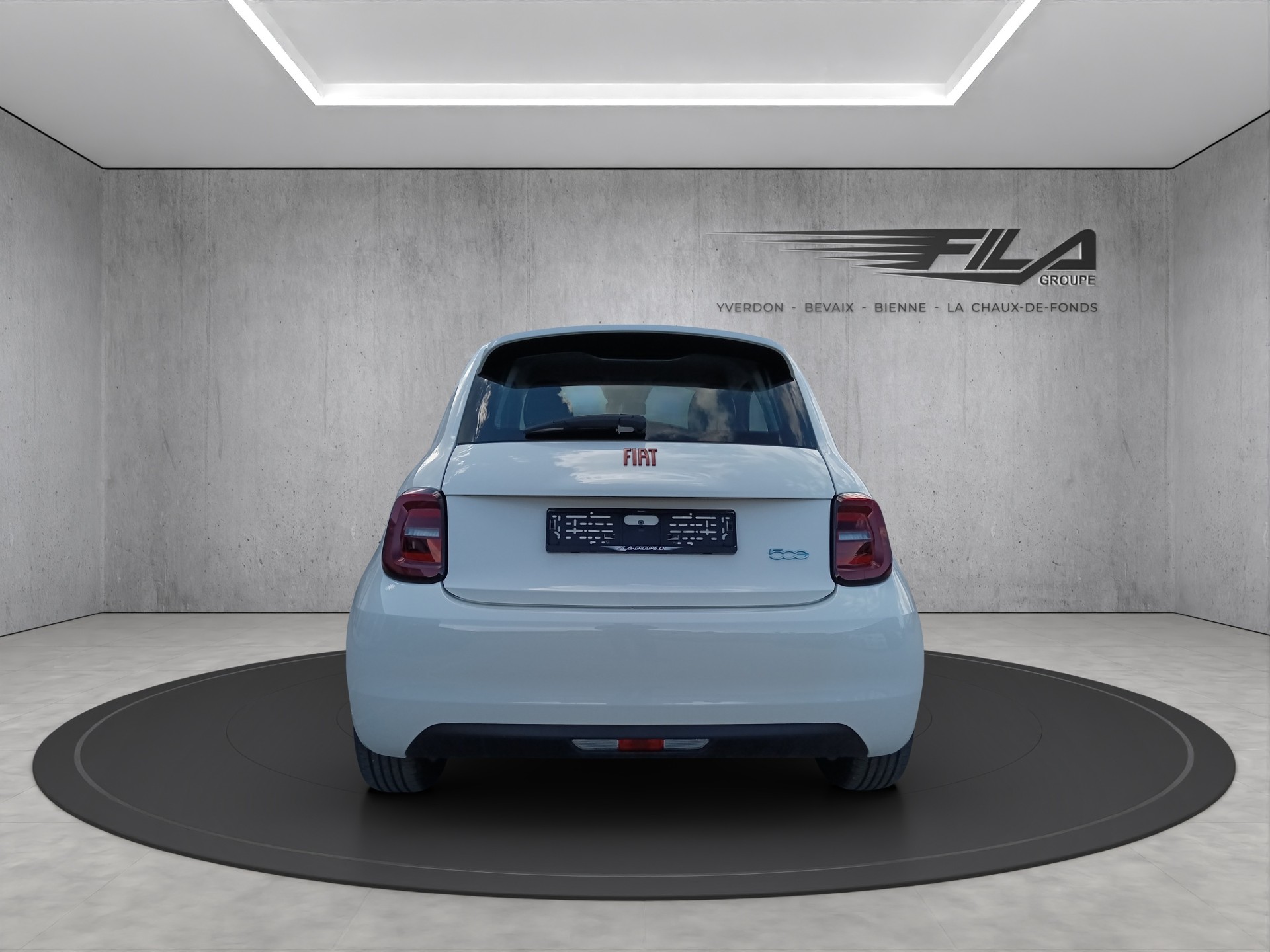 FIAT 500e Berline RED-showroom-element-3