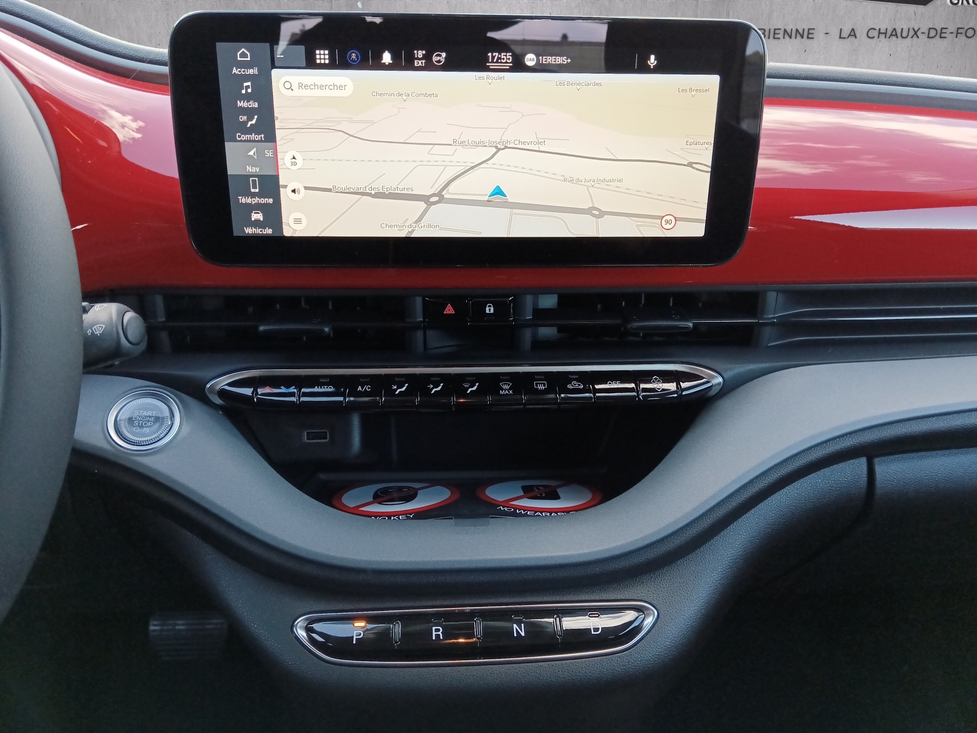 FIAT 500e Berline RED-image-9